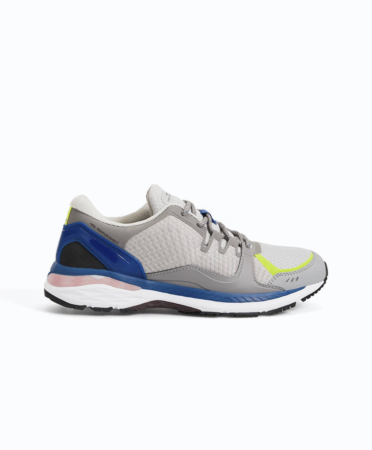 U Run Vii Trainers Sneakers Oysho Sport Oysho Turkiye