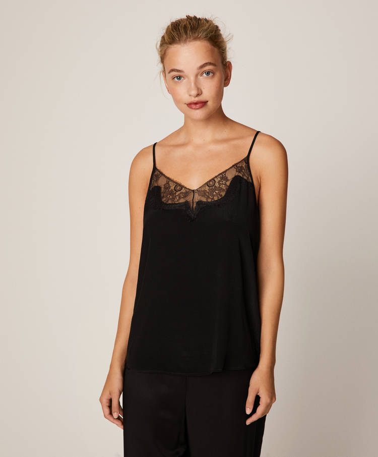Schwarzes Top Mit Spitze