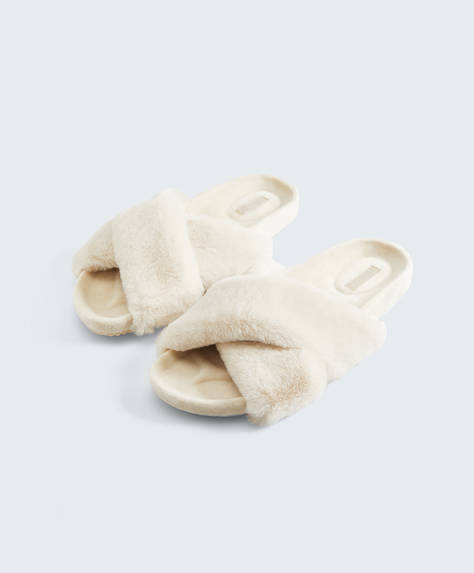 Yeni Surum En Iyi Moda Fabrika Satis Magazasi Oysho Siyah Terlik Mochamomsaustin Org