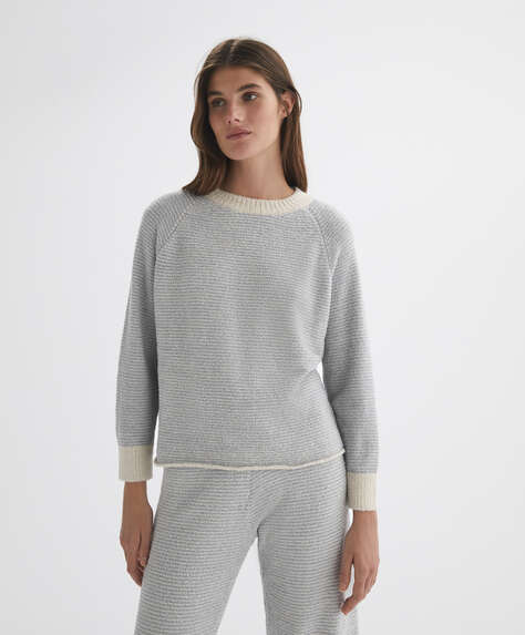 Striped long-sleeved polar sweatshirt
