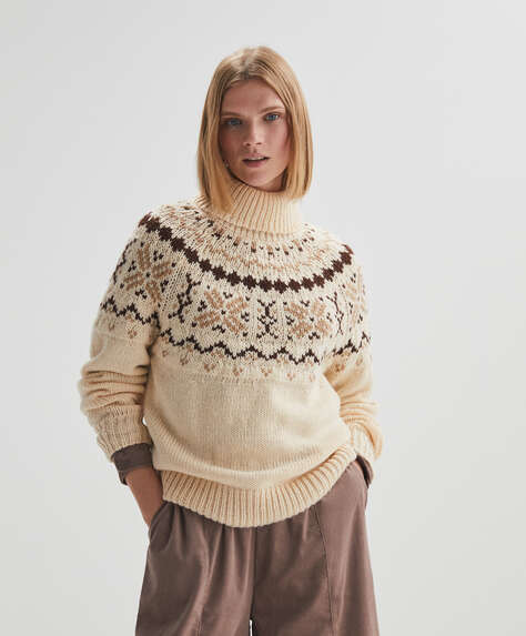 Sweater med rullekrave og jacquard struktur