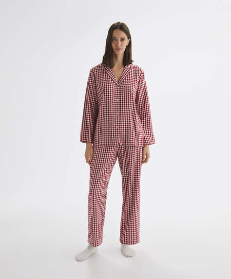 Pyjamassæt med natskjorte i ternet stof