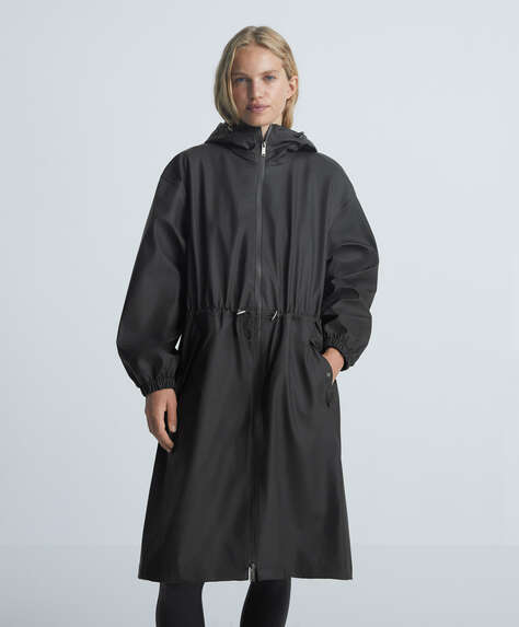 Water- and wind-proof rain coat