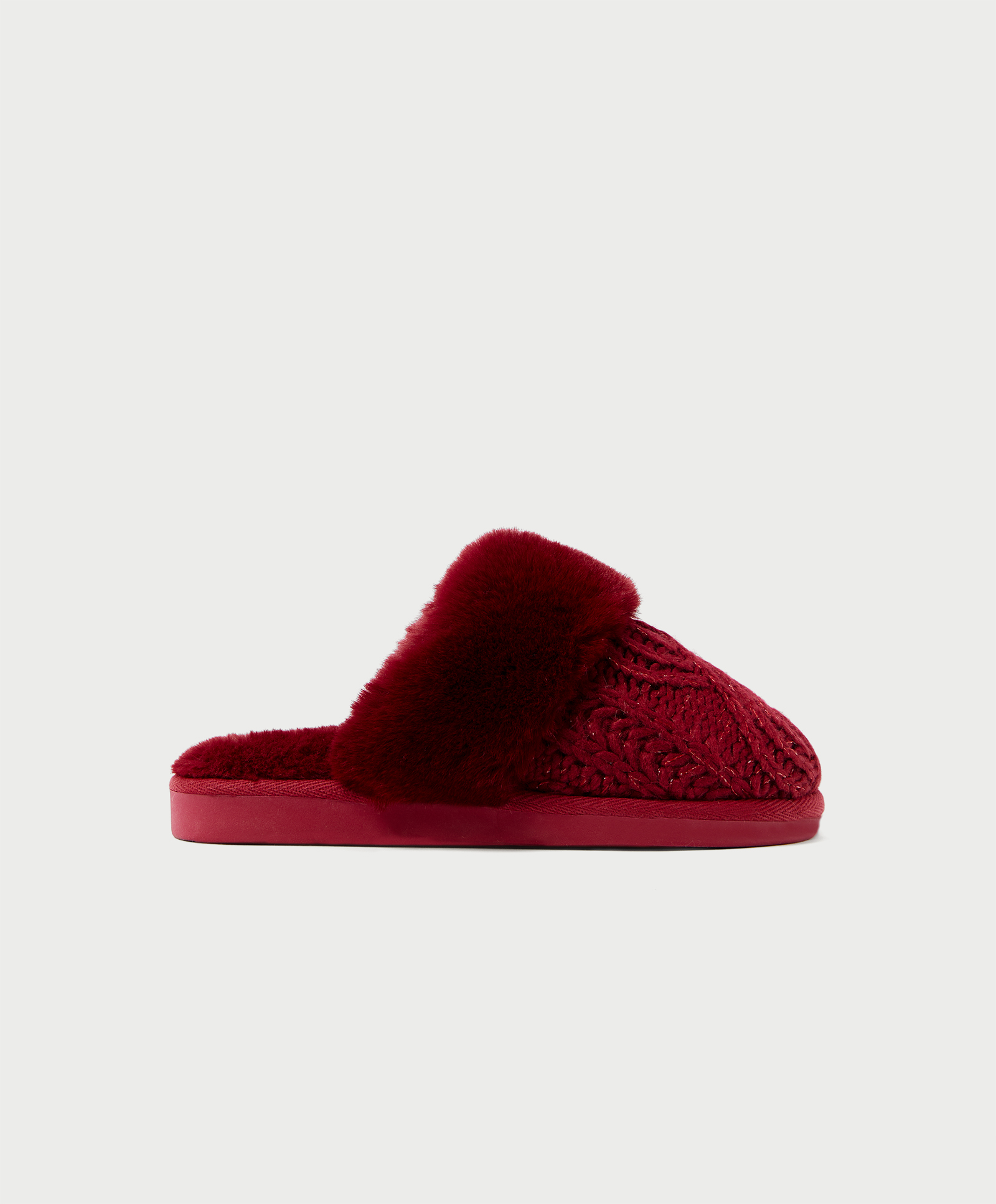 Knit slippers with furry cuff