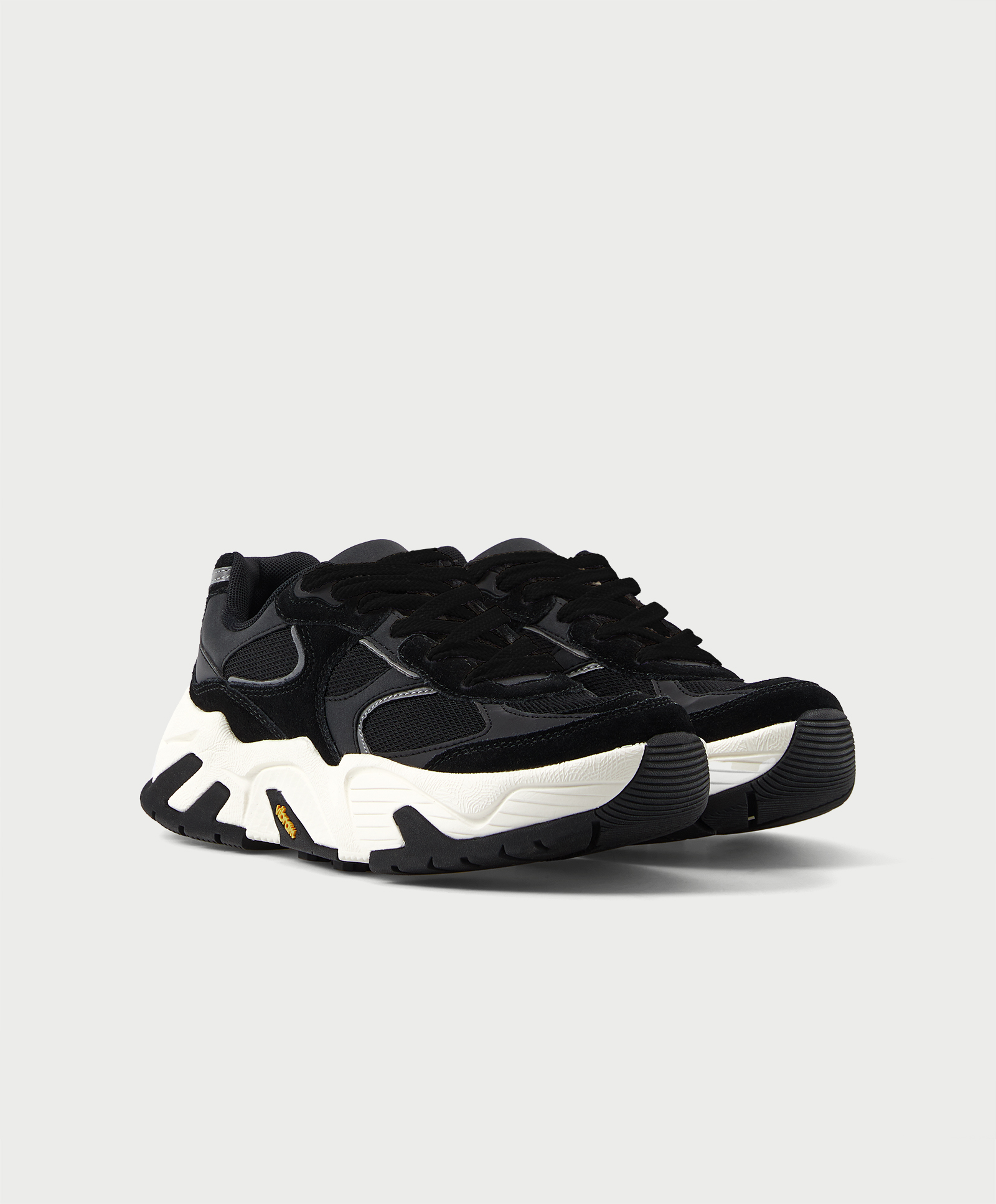 1119/880 Σουέτ αθλητικό παπούτσι Vibram®