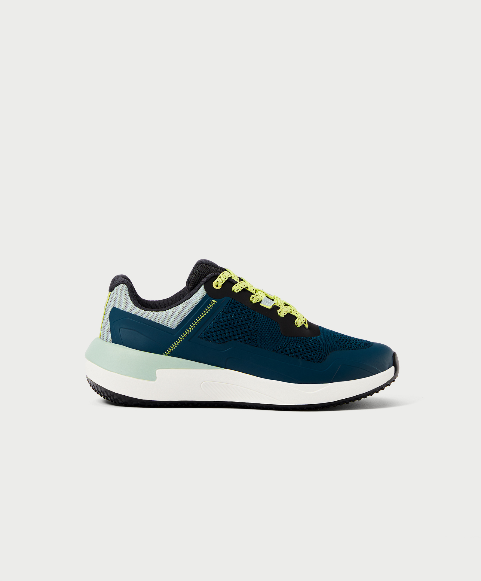 1122/080 حذاء رياضي U-RUN-STB II
