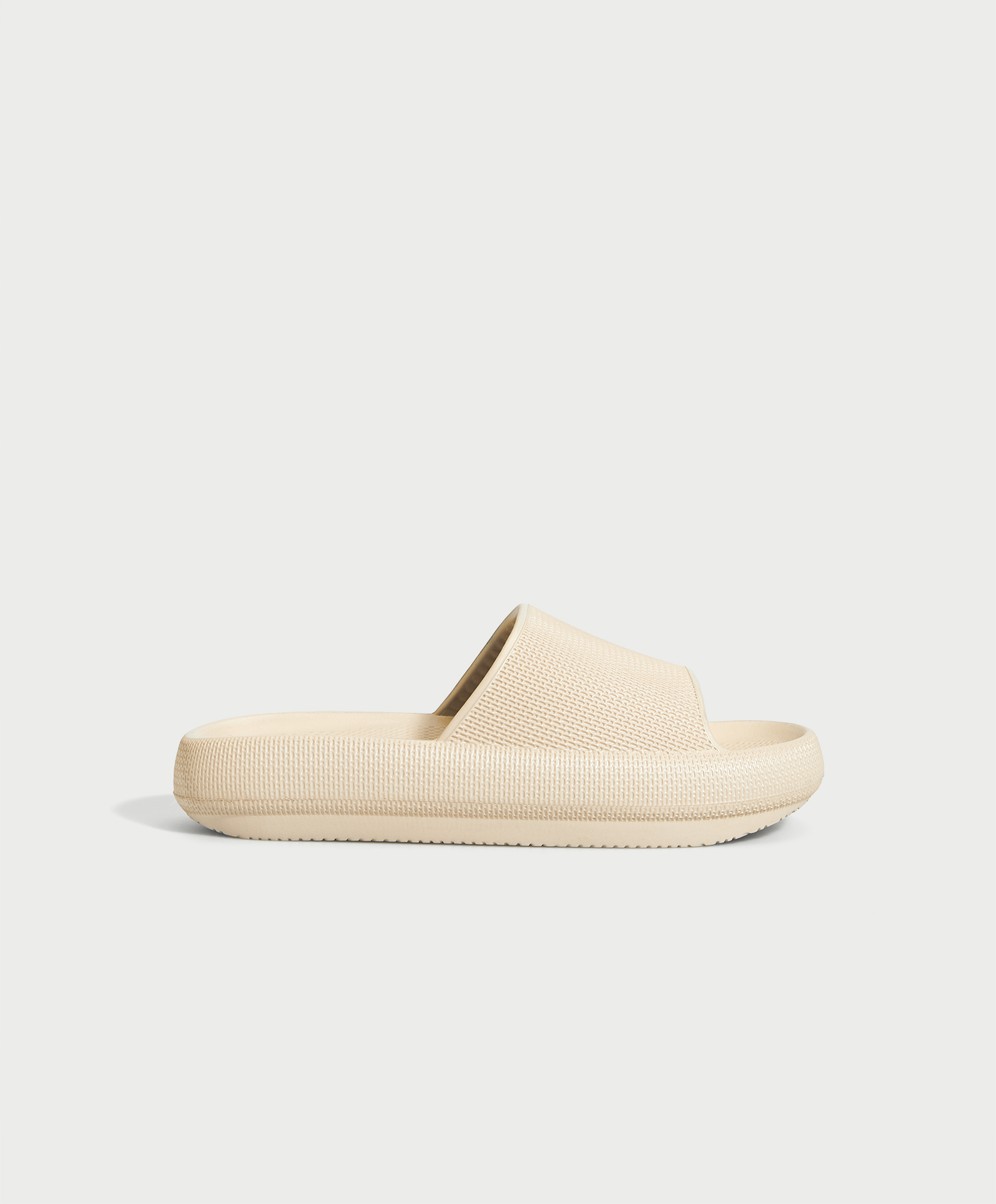 Flatform slippers