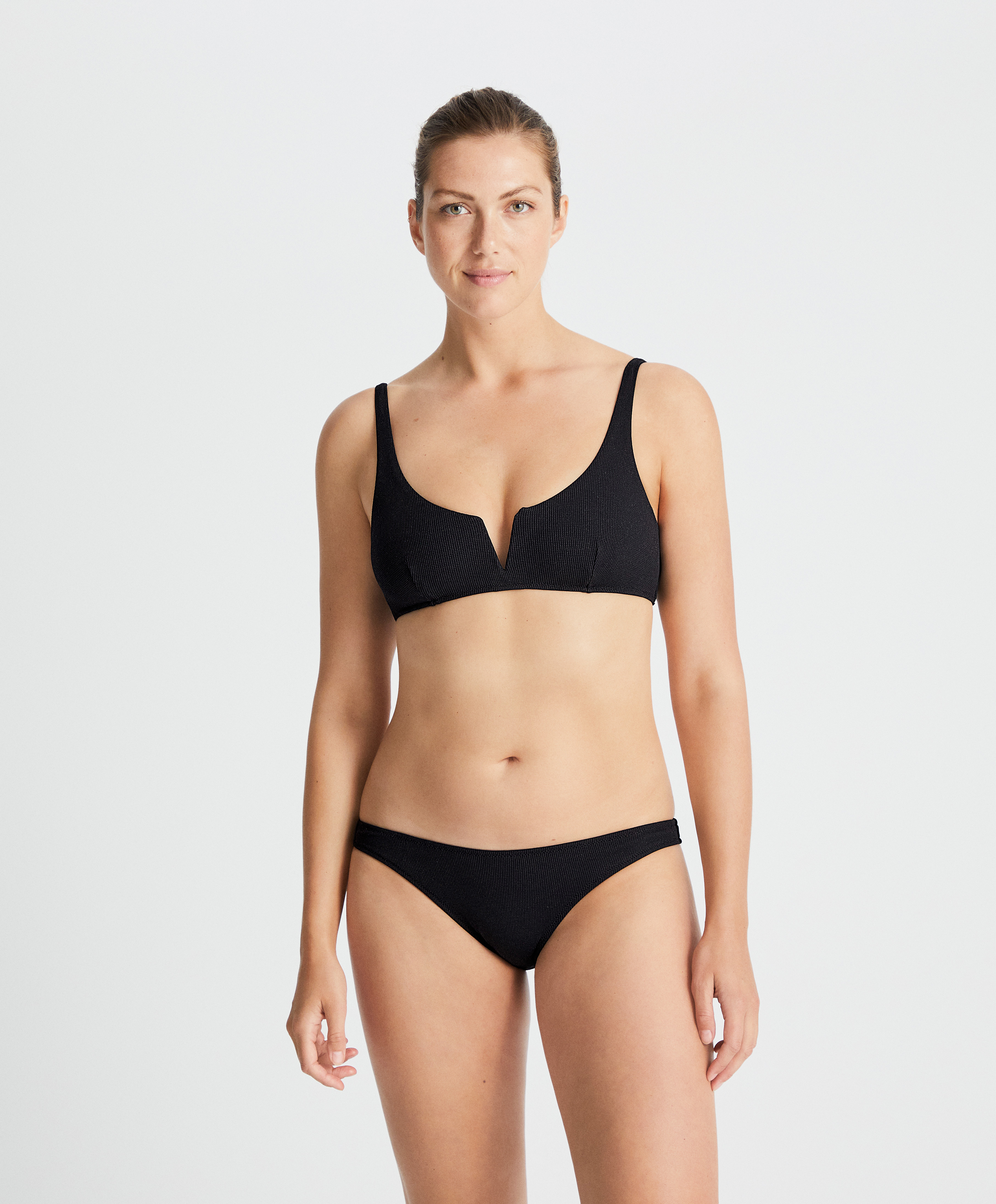 Piqué halter bikini top and medium-coverage briefs
