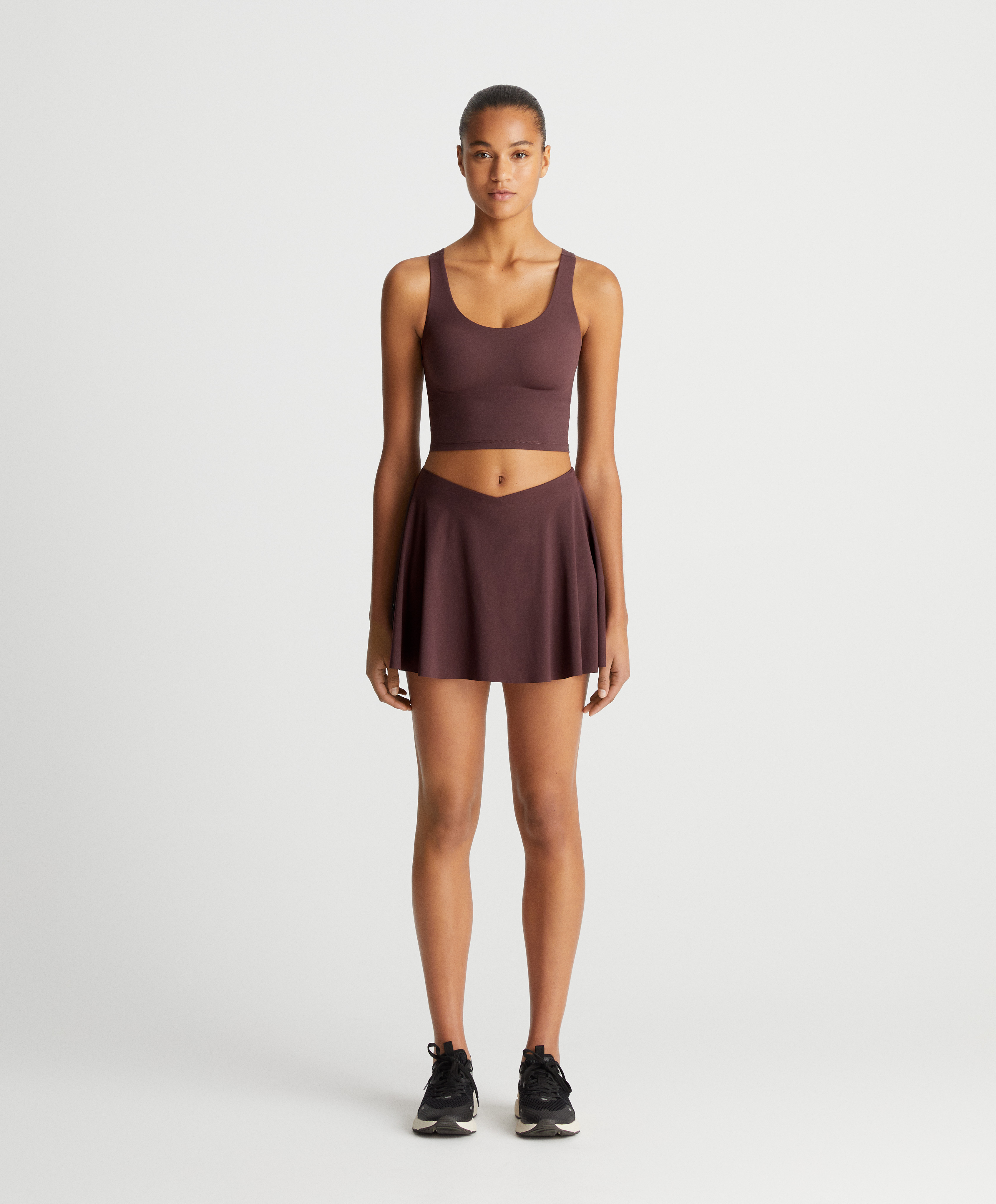 Brown light touch shorts total look