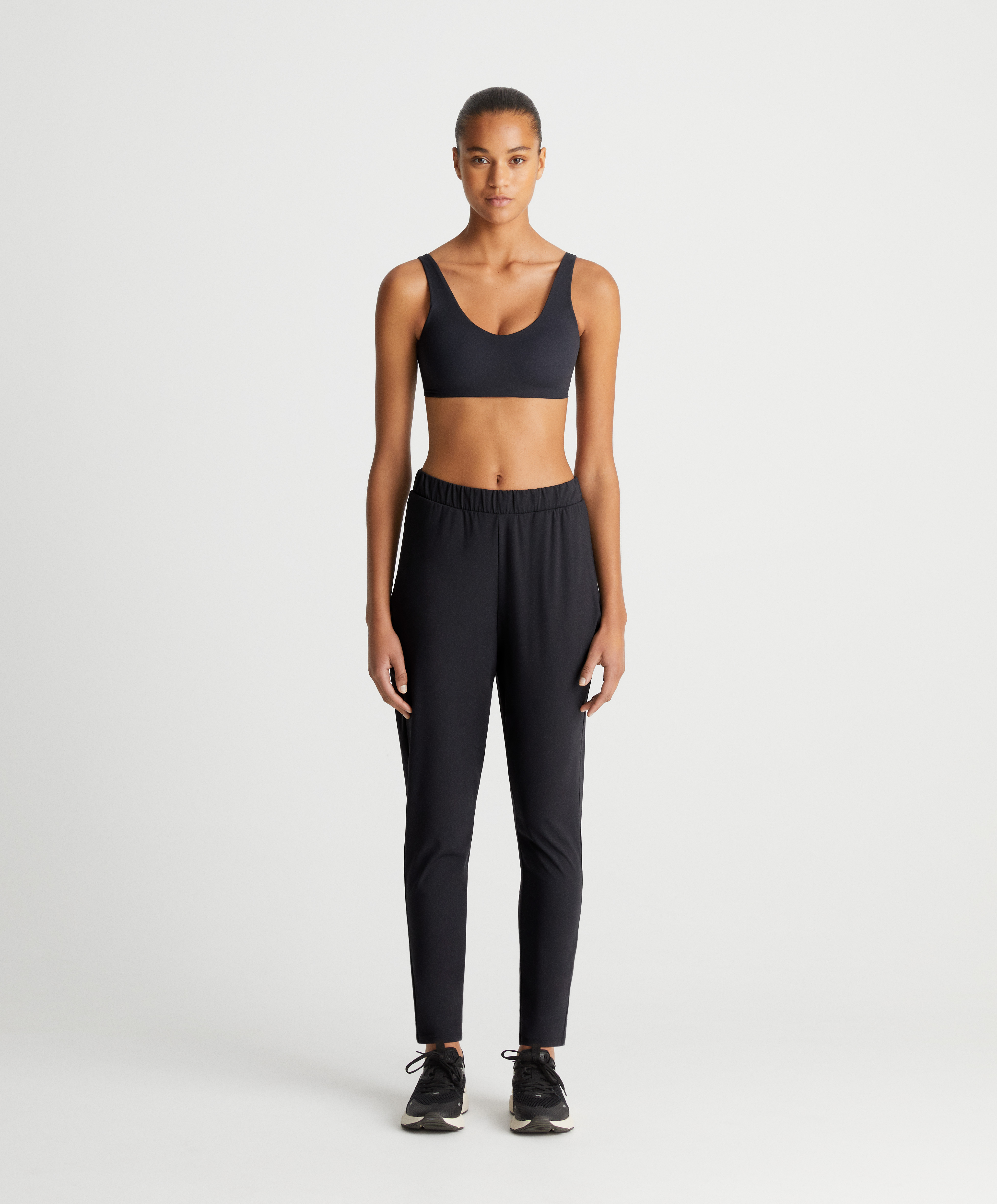 Total look jogger clean light touch negre