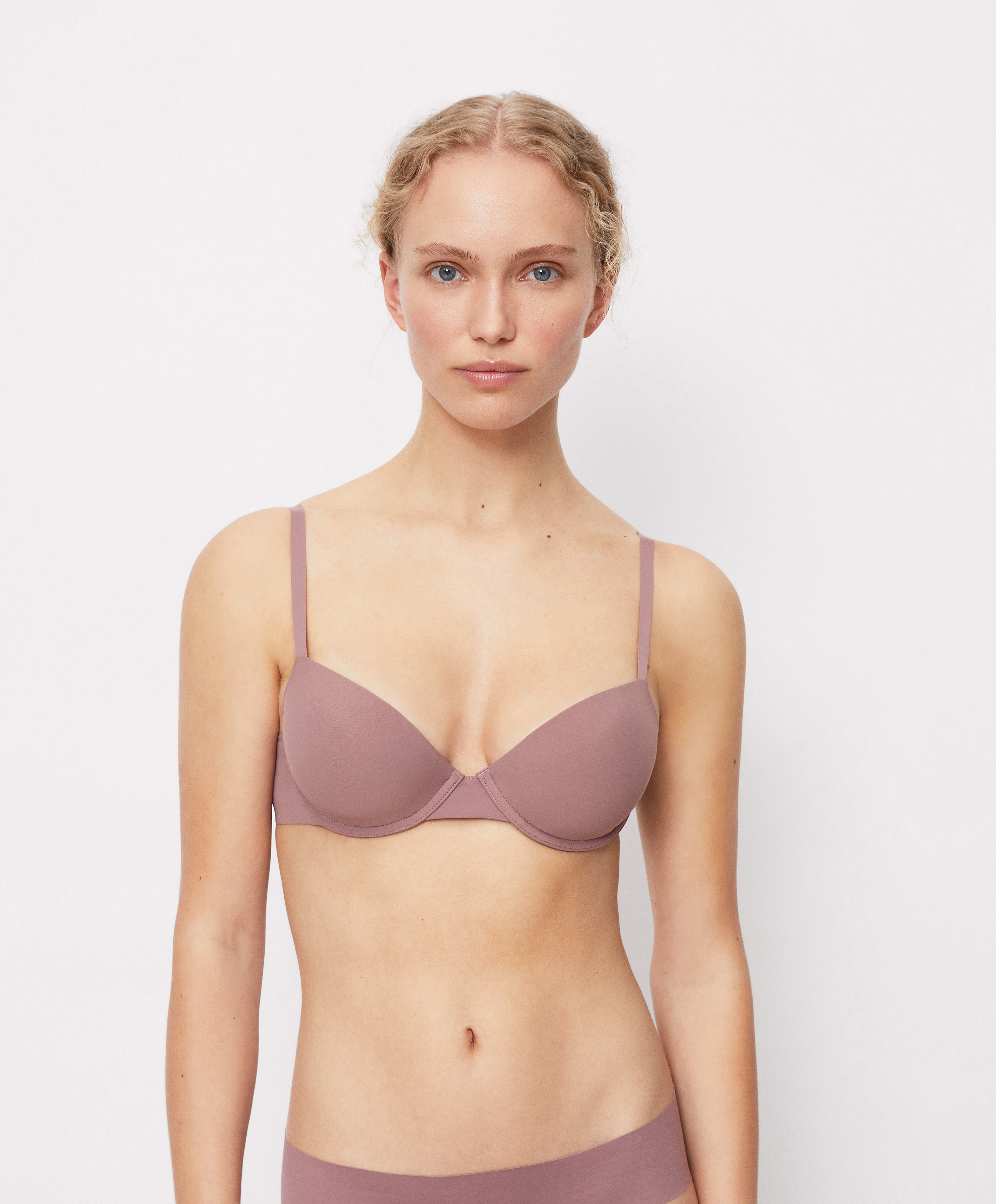 0111/104 Underwired polyamide classic bra
