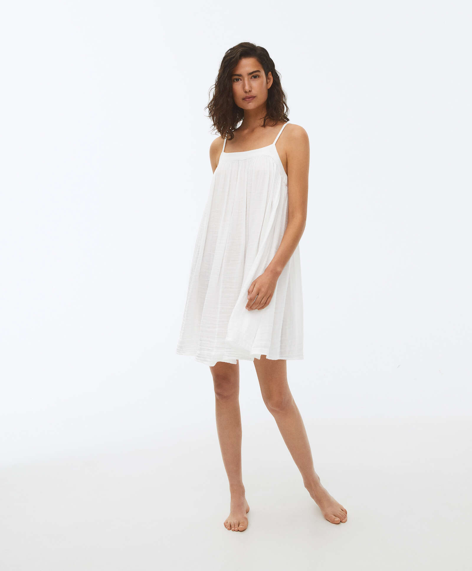 Vestido blanco online oysho