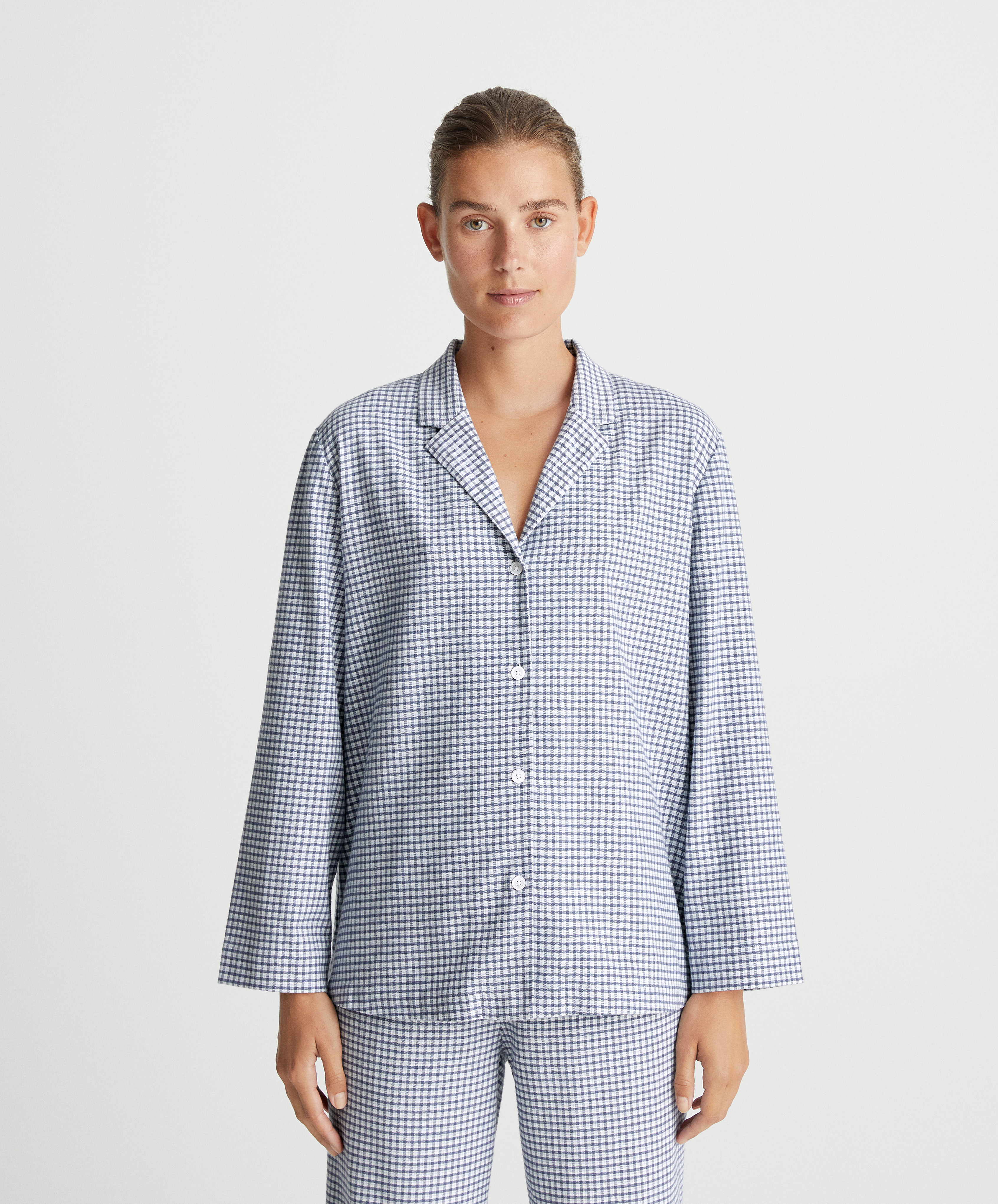 Bawełniana koszula piżamowa z długim rękawem z tkaniny elastycznej w drobną kratkę