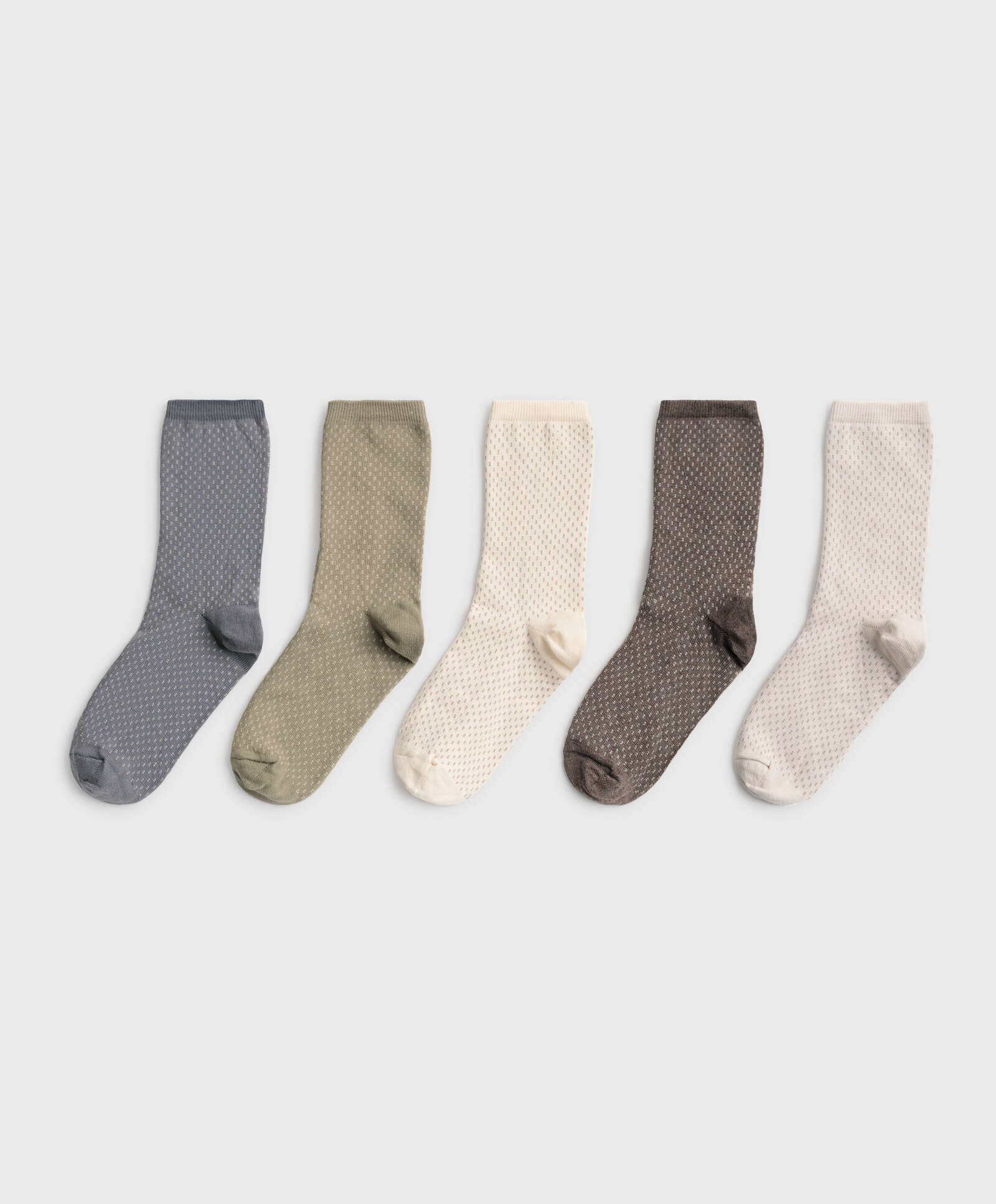 5 pari pamučnih čarapa srednje dužine sa dezenom