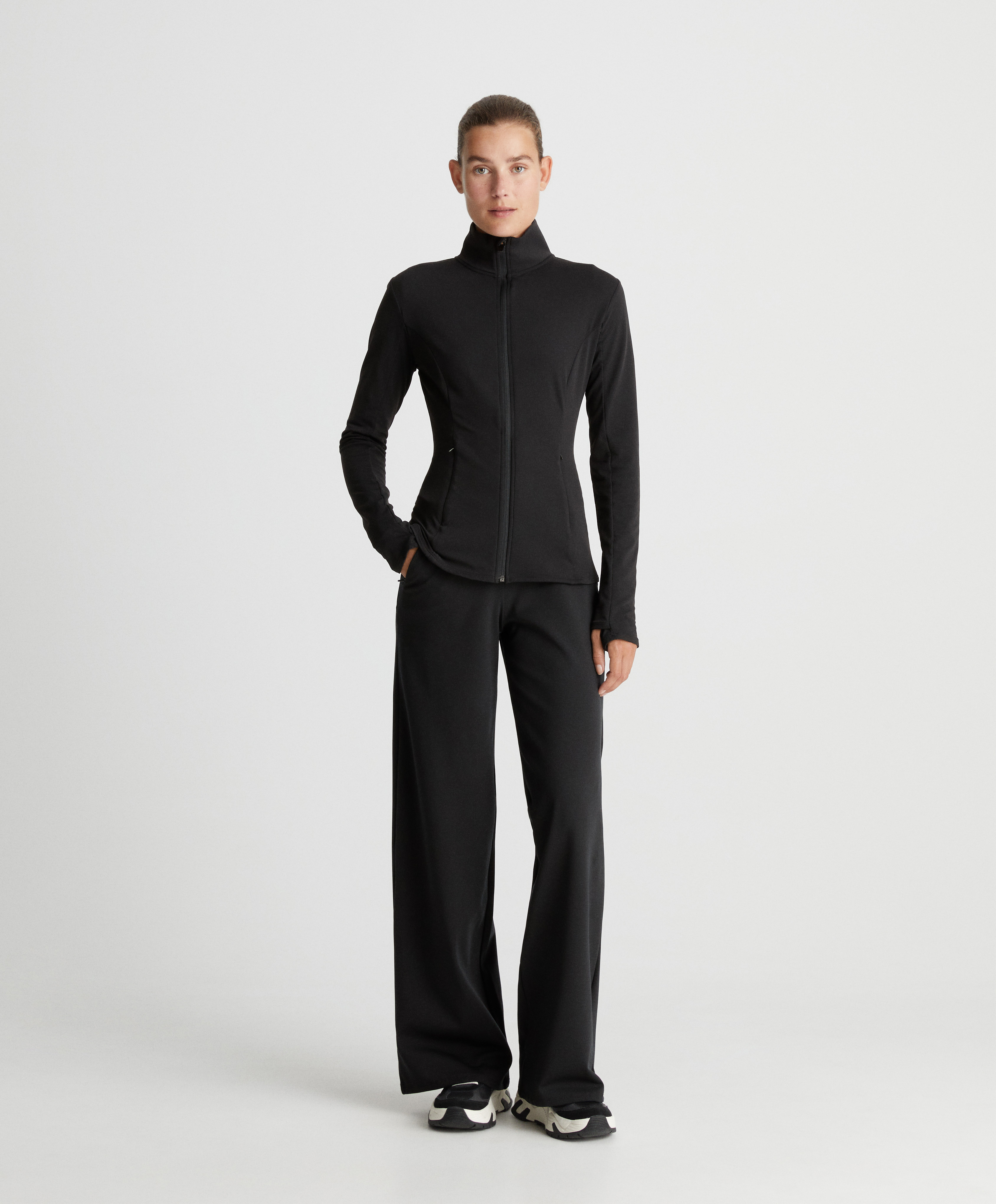 Jackets i vests - Sport | OYSHO Georgia