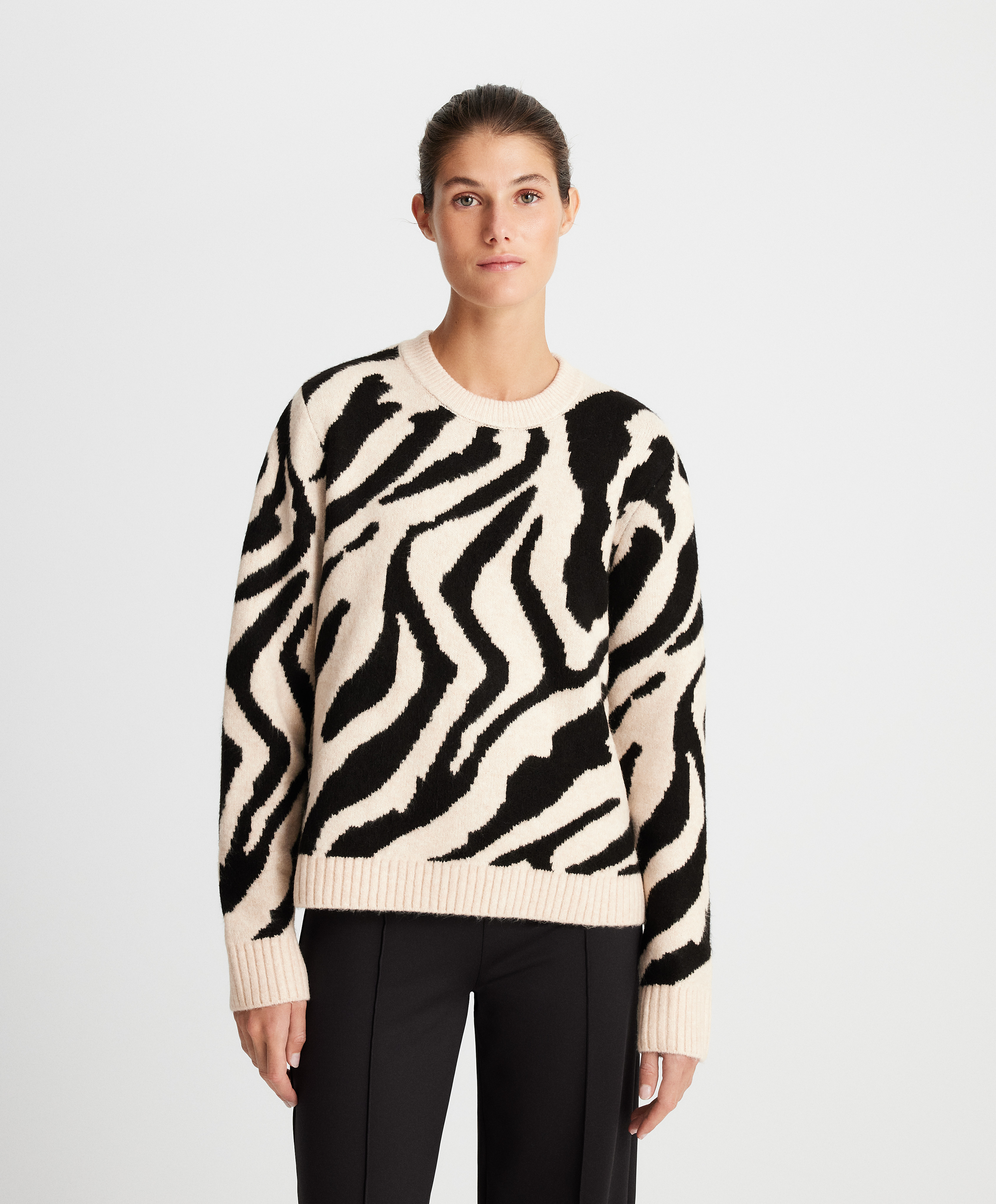 Camisola de malha jacquard padrão de zebra
