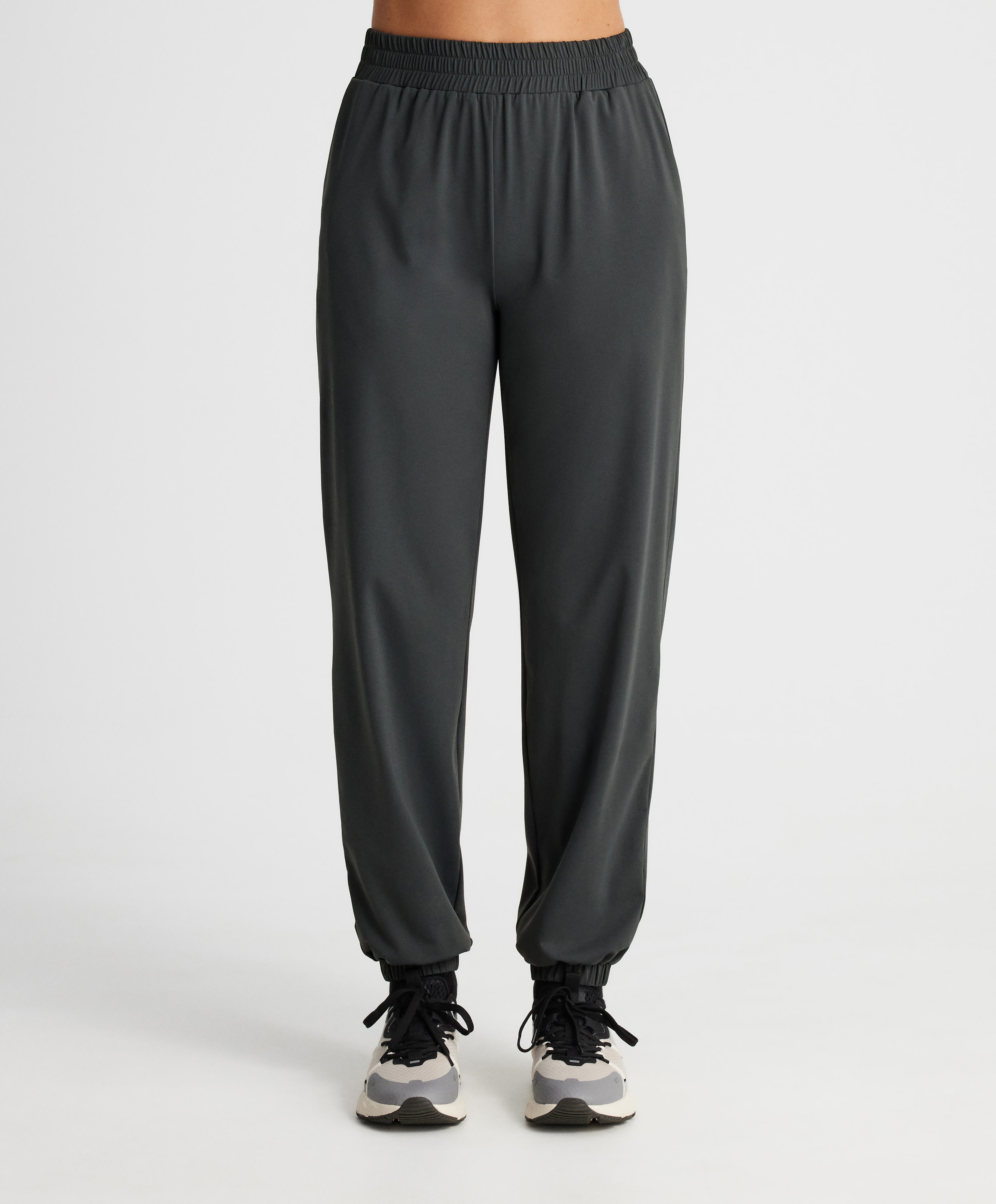 discount 67% Oysho tracksuit and joggers Black S WOMEN FASHION Trousers Tracksuit and joggers Shorts 