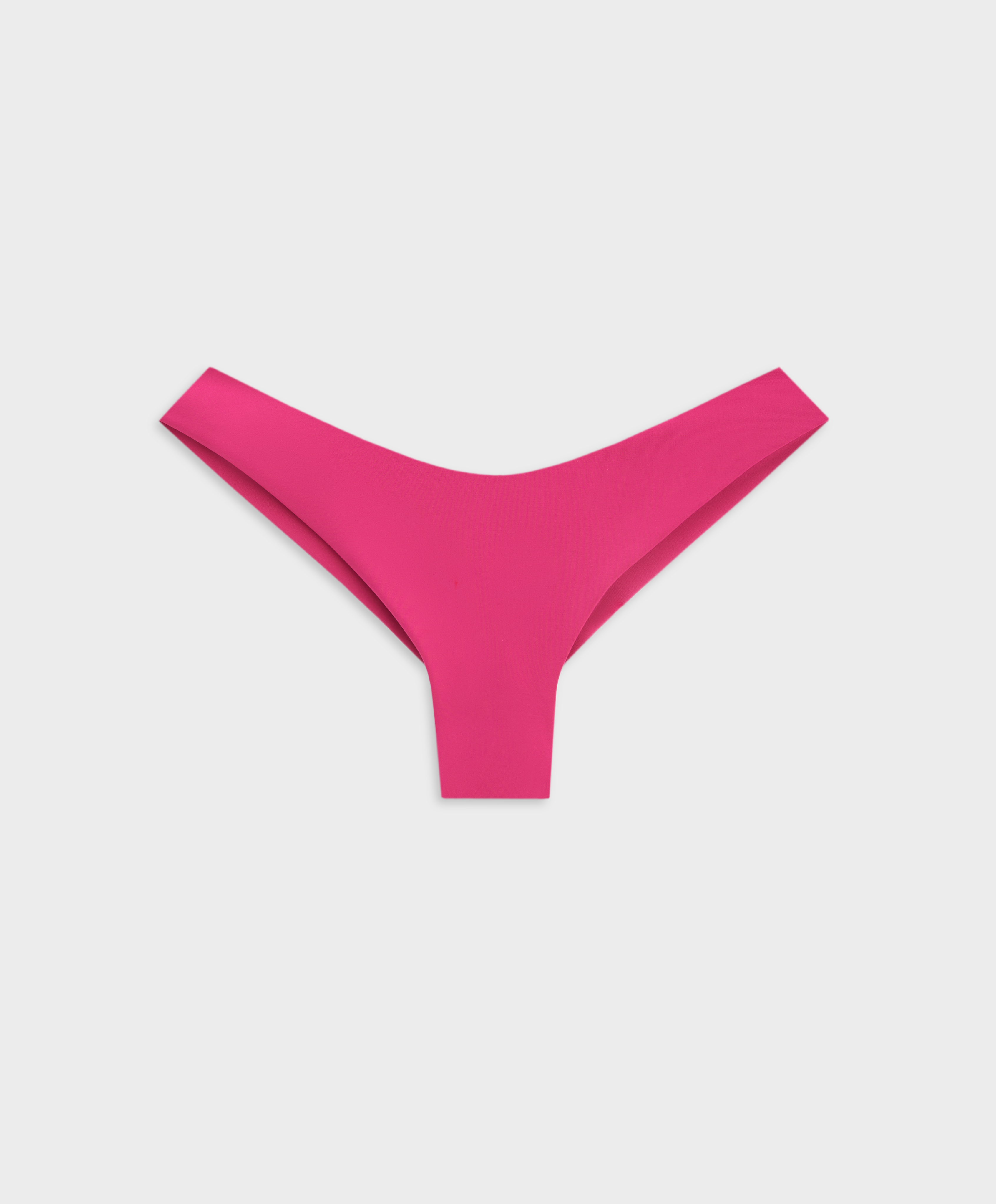 'U' kesim Brezilya modeli bikini altı