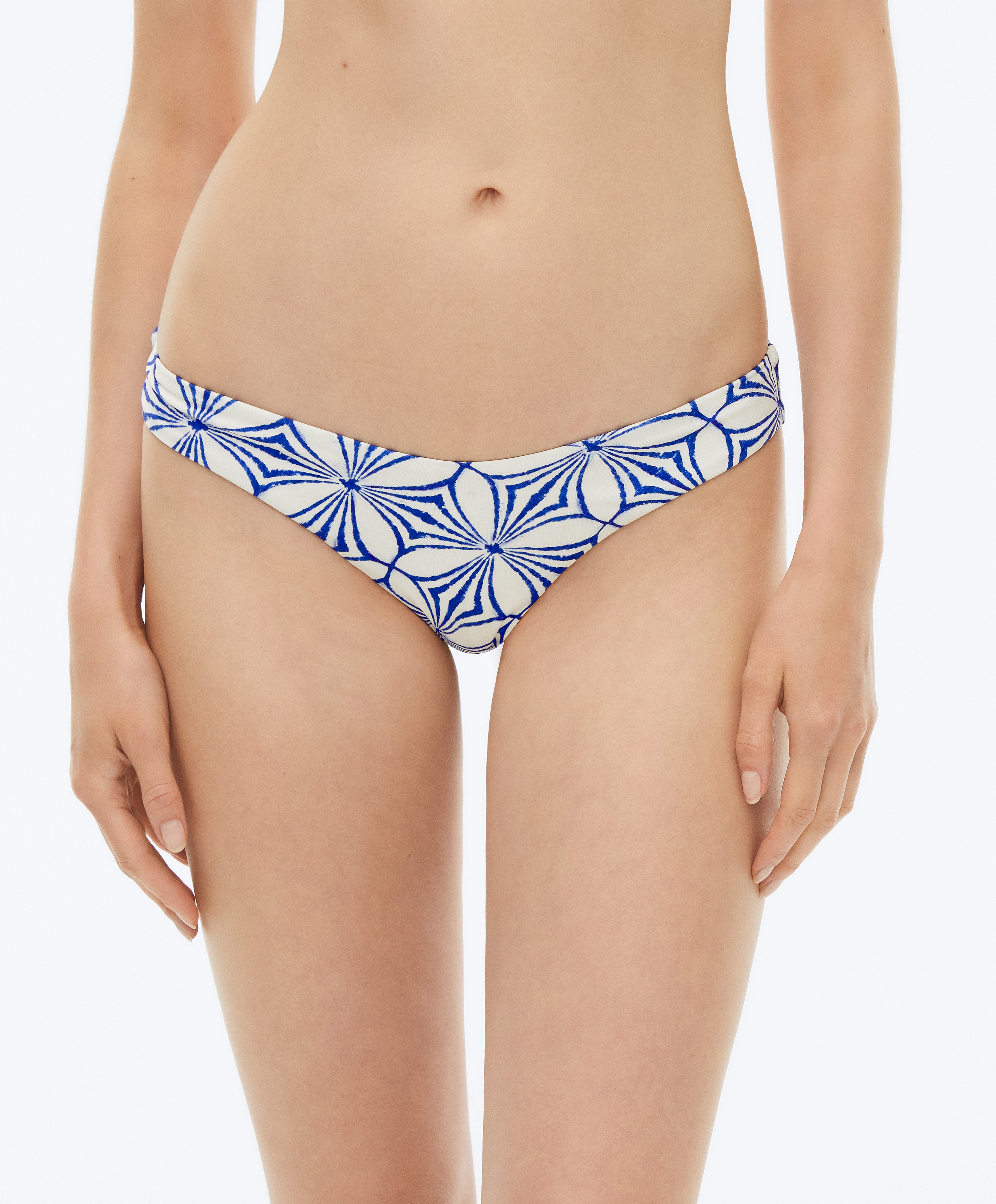 Maxi-geometric print U-cut Brazilian bikini briefs