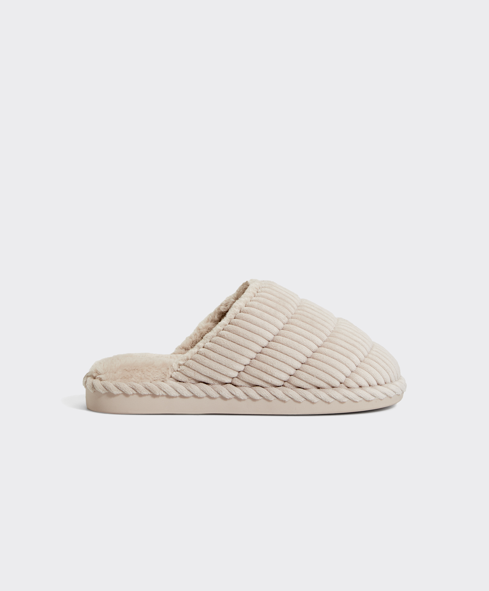 Padded corduroy slippers