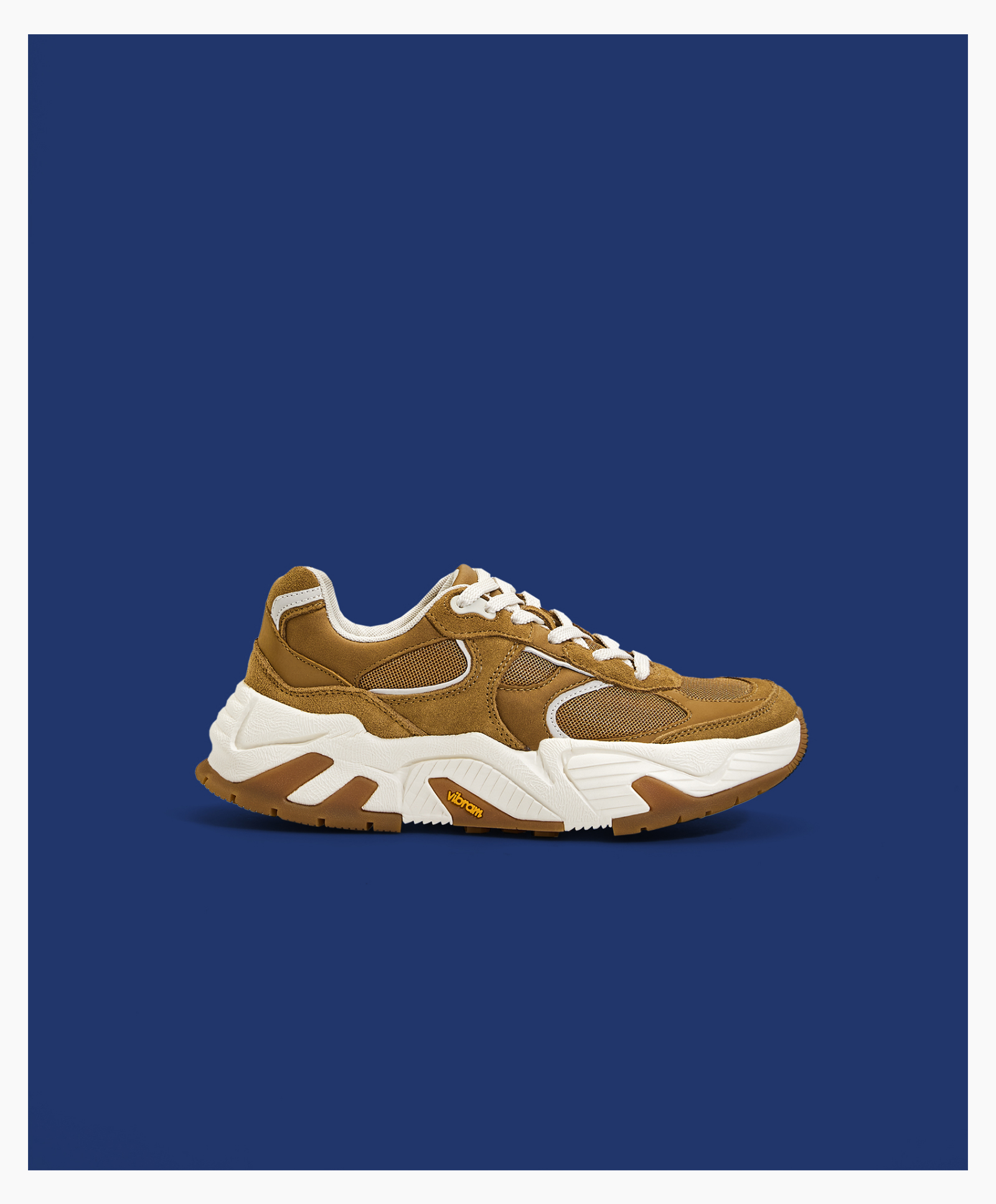1118/880 Sportschoenen van suède met Vibram®-zool