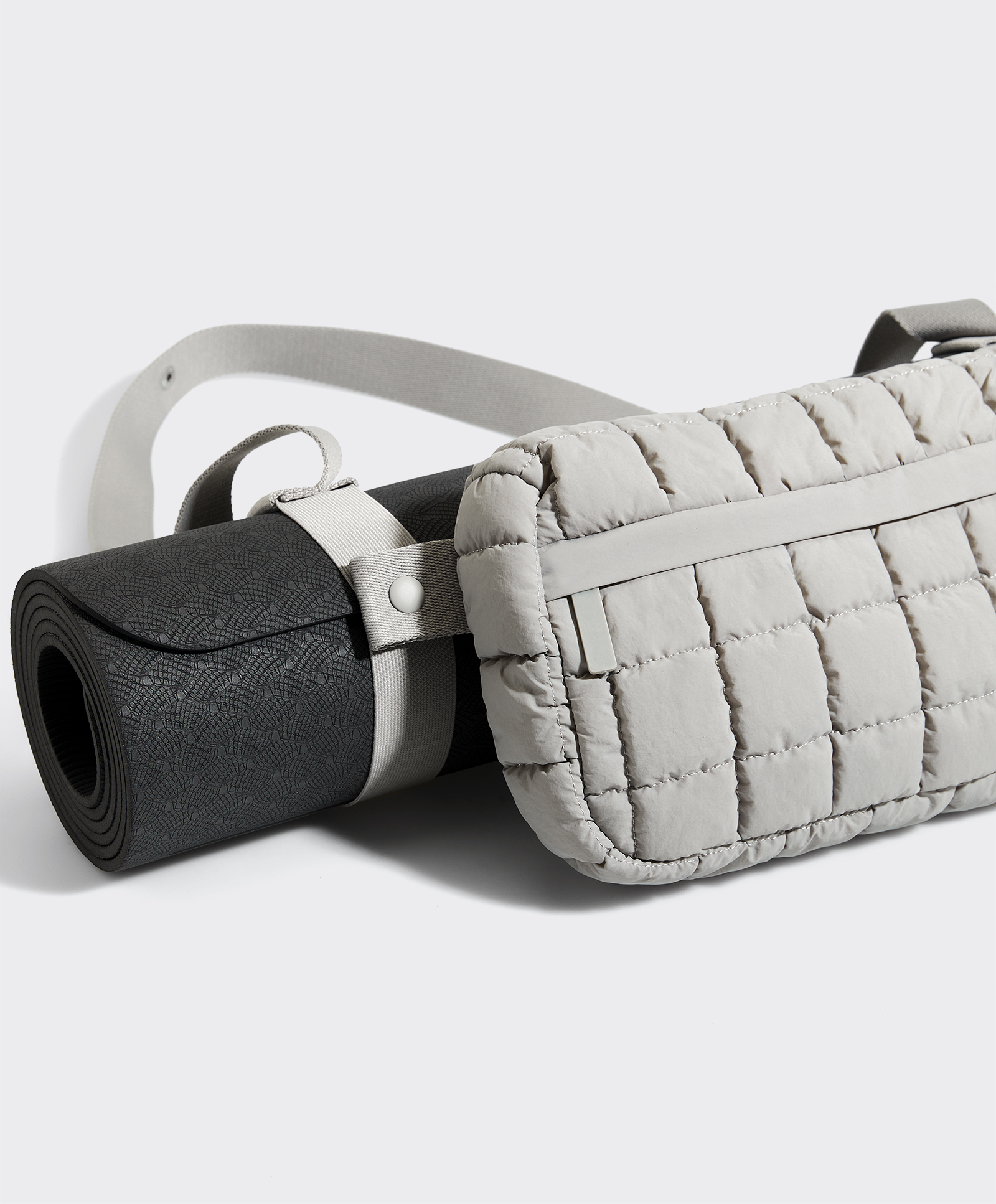 Yoga mat carrier belt bag
