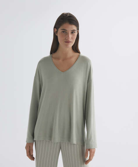 Soft touch long-sleeved T-shirt