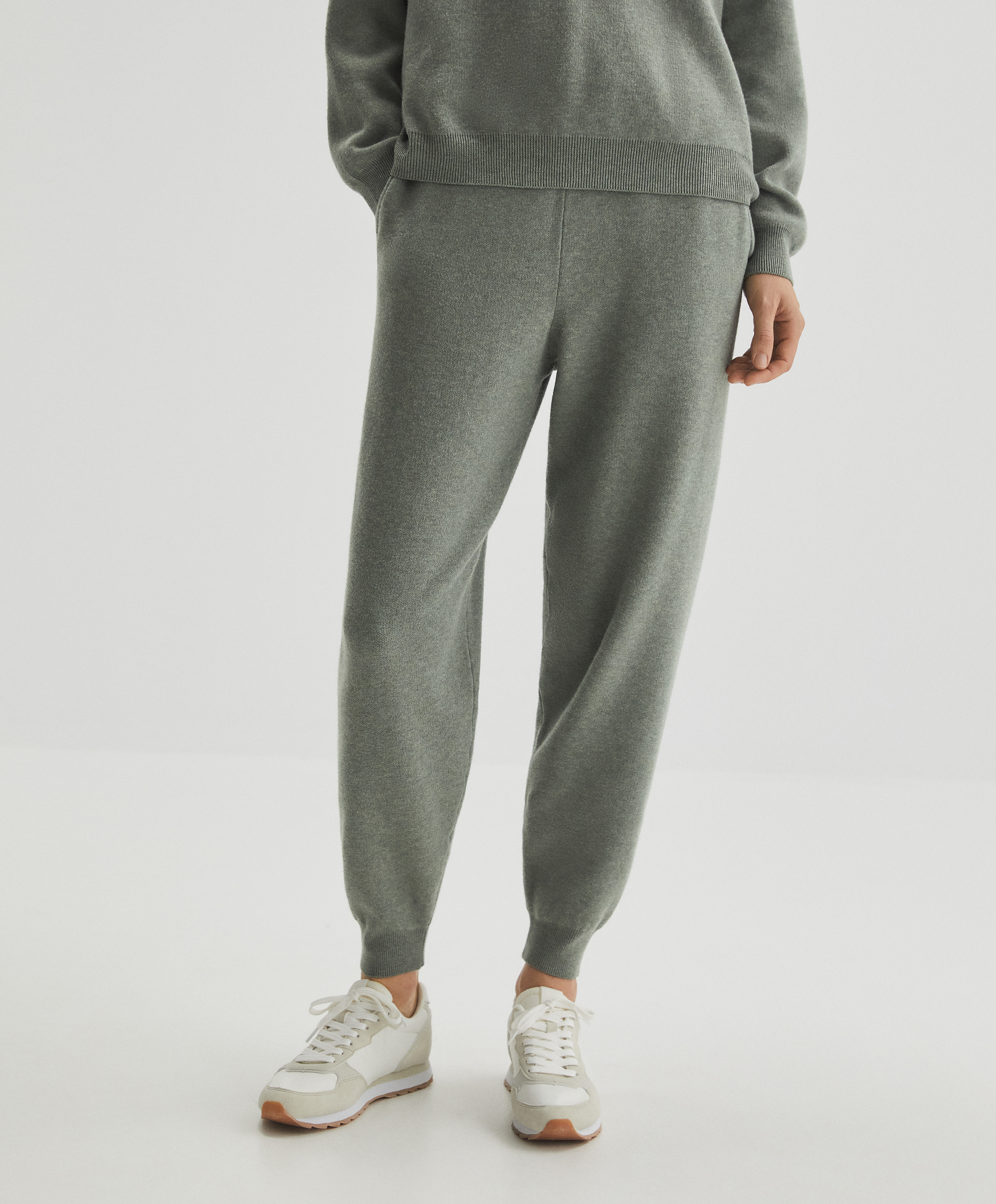Pantalones de punto cómodos | Weekend | OYSHO España