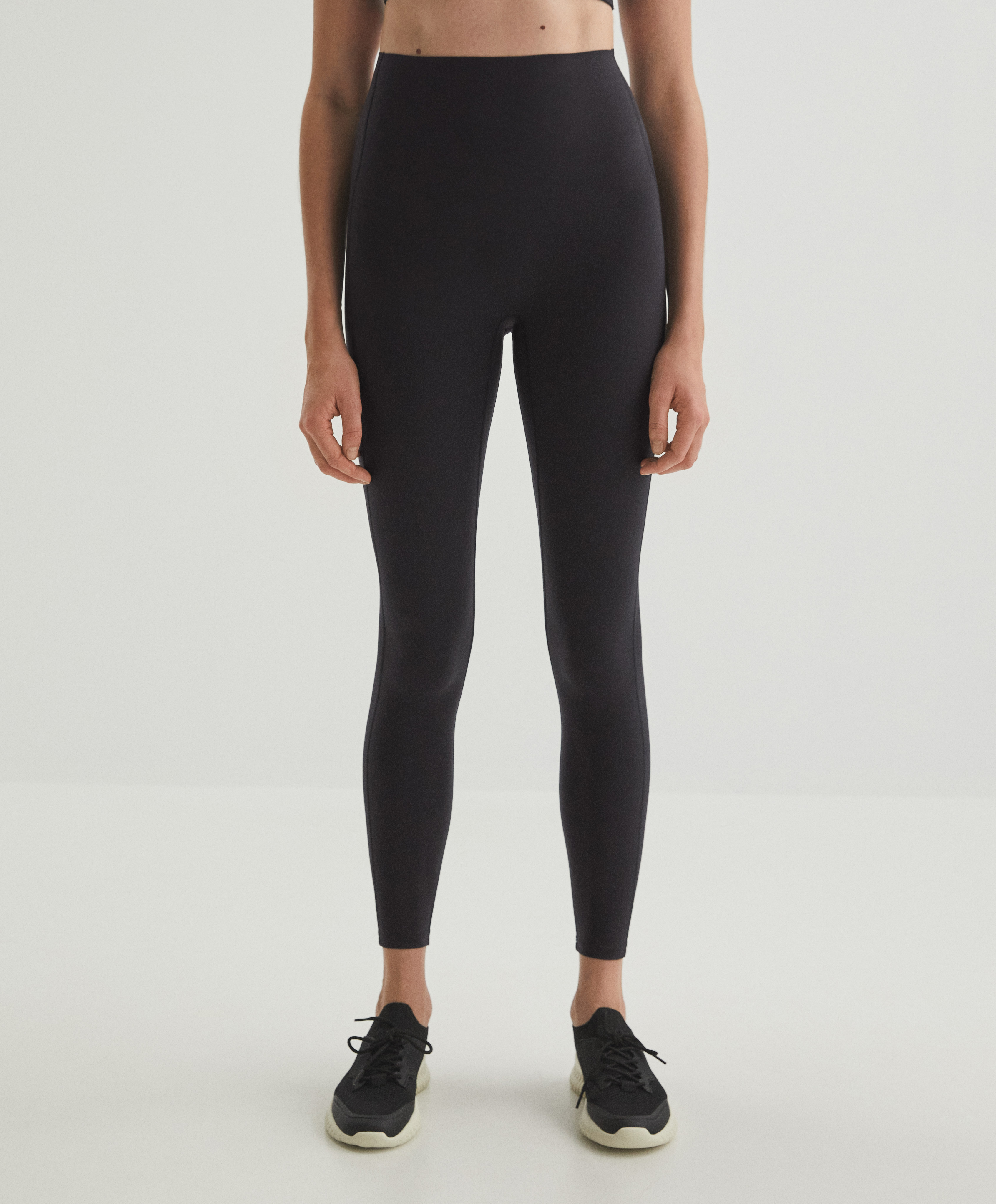 Compressive post-partum maternity ankle 