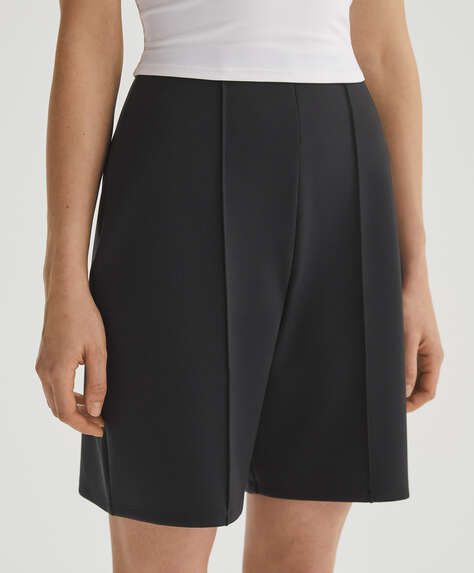 Bermuda shorts in high-strength fabric