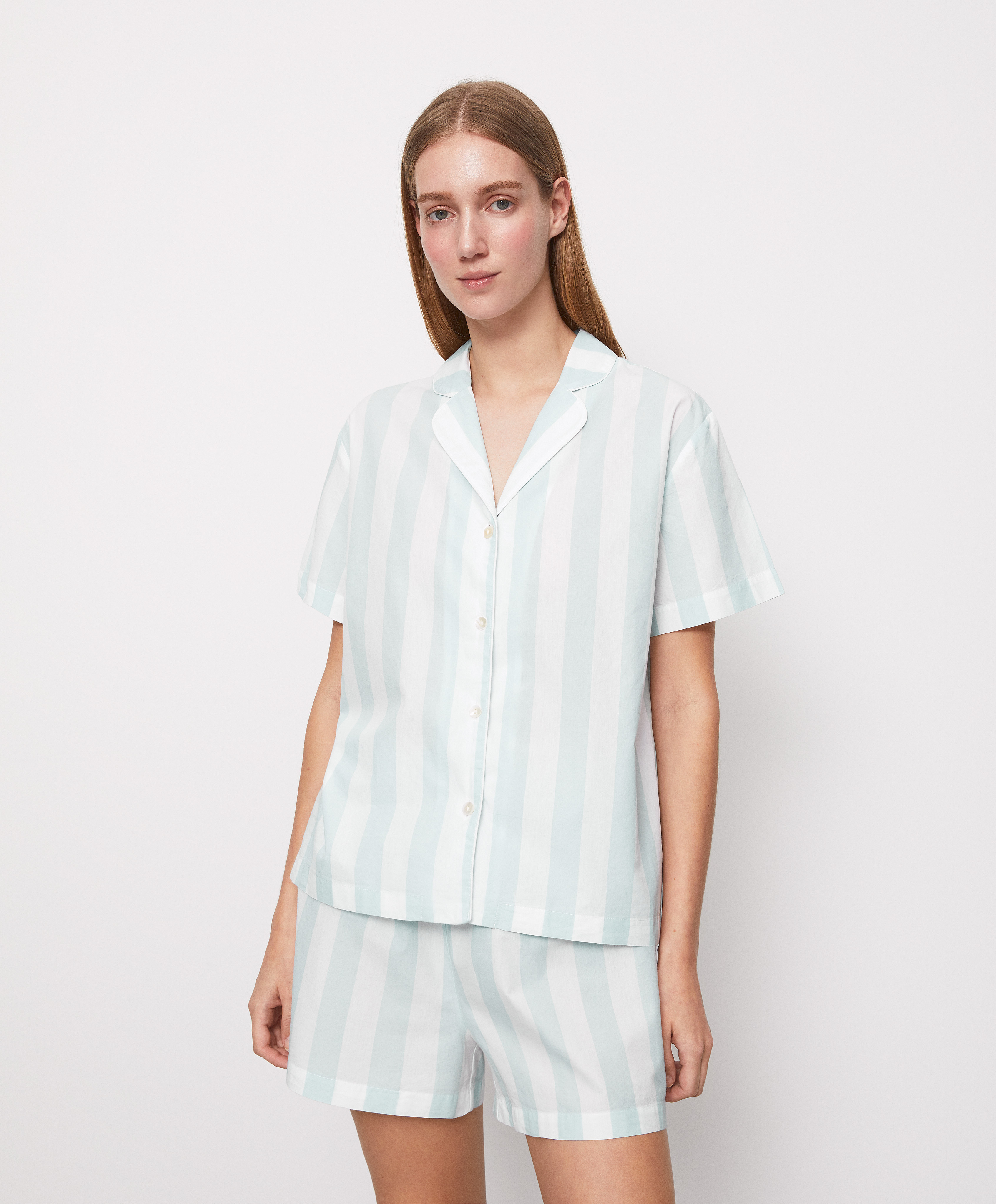 Çizgili kısa kollu pamuklu poplin pijama gömlek
