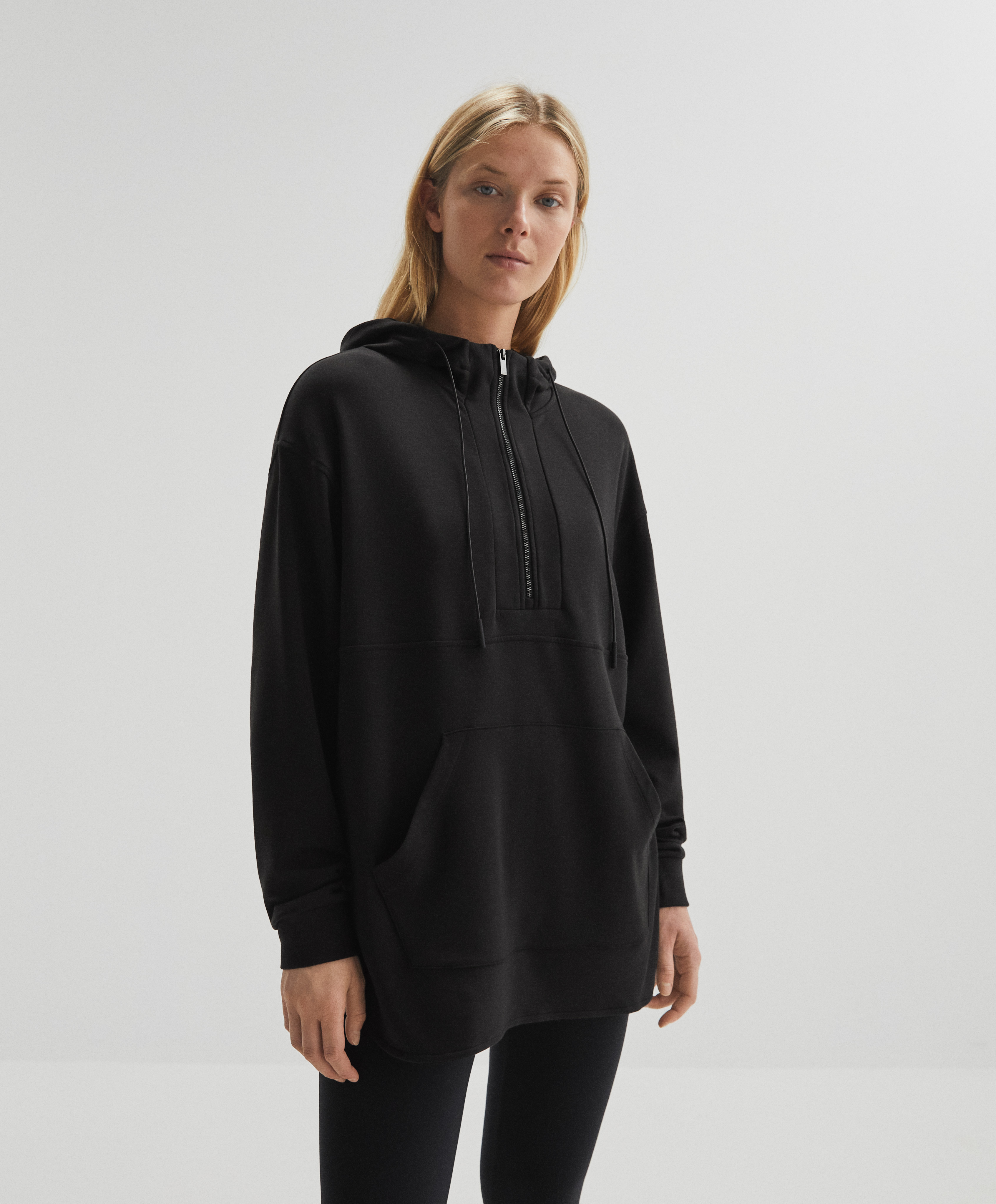 Sudadera extra warm tacto suave - Sport | OYSHO España