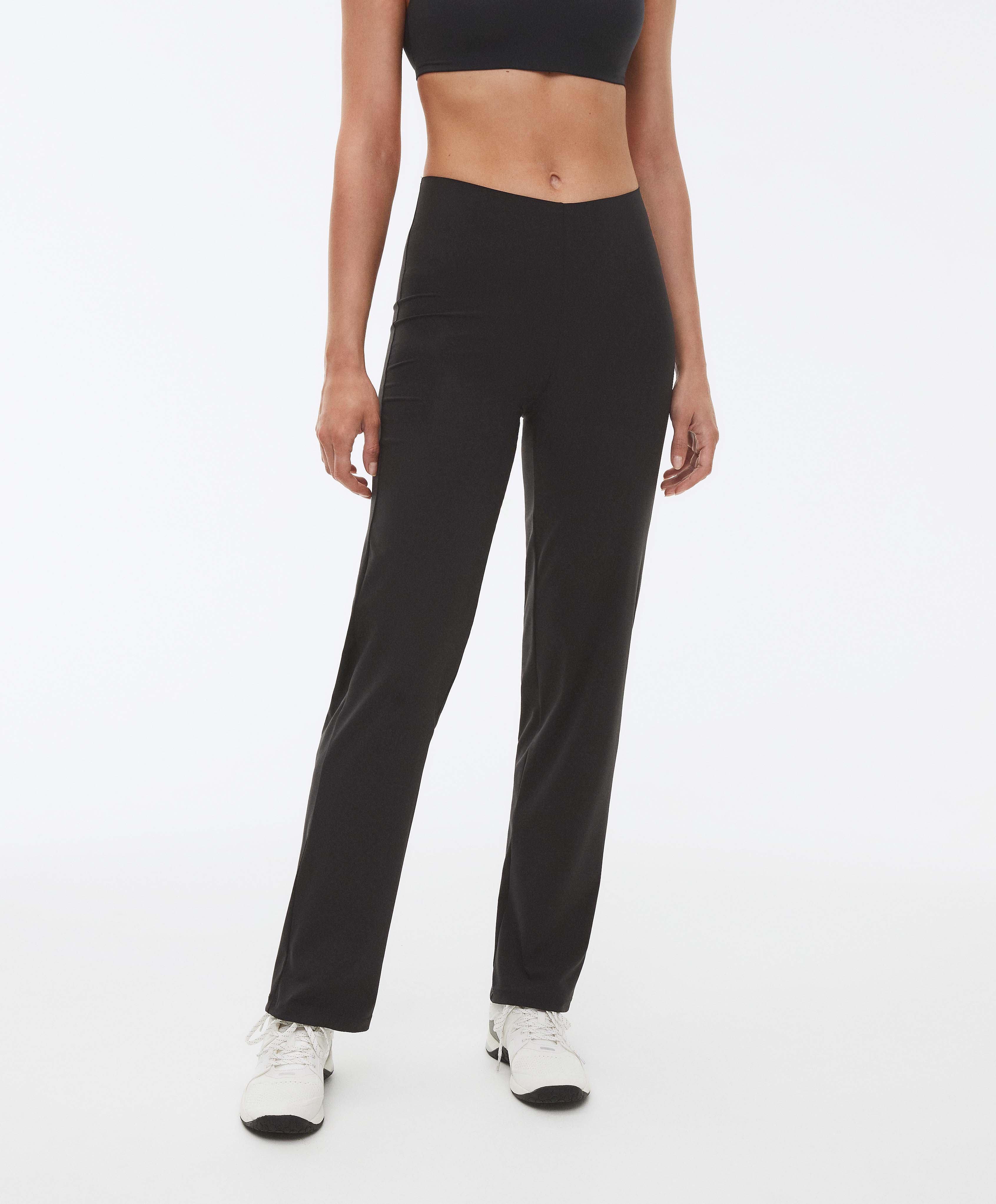Light touch straight-leg trousers