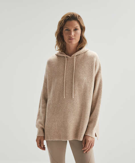 Long-sleeved hooded knit sweatshirt