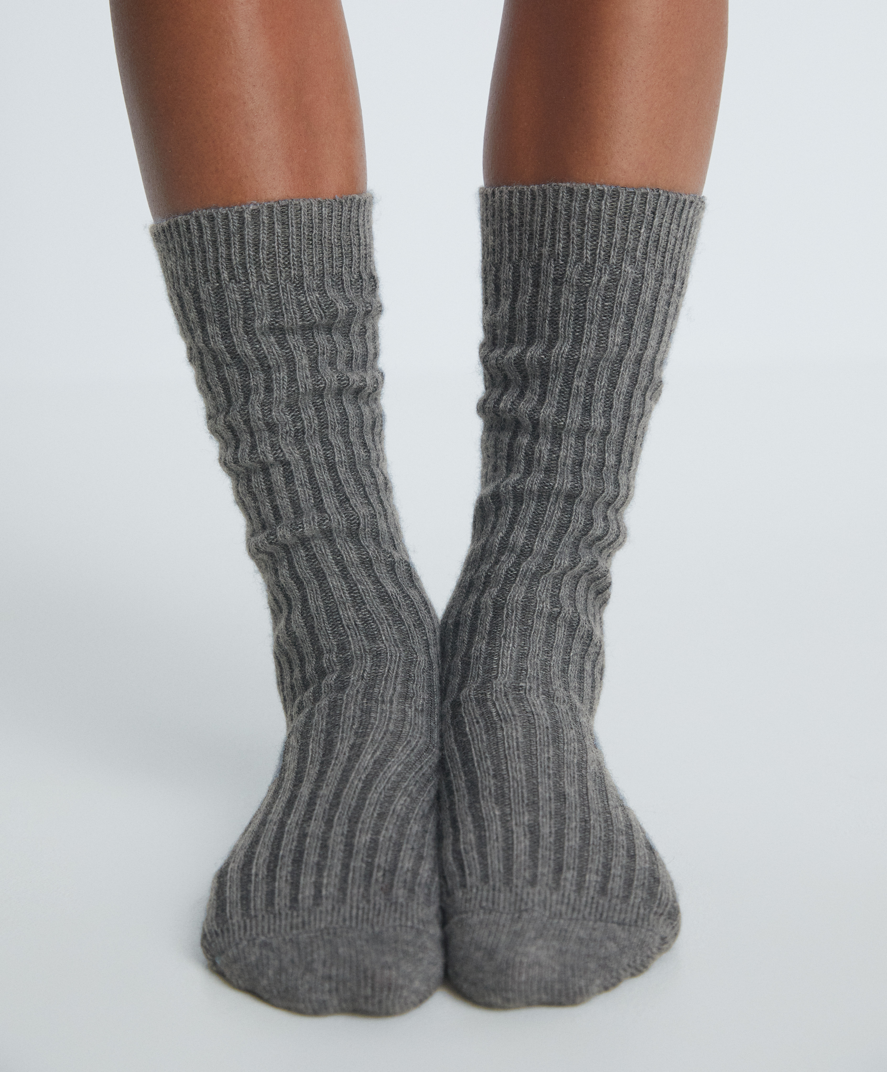 Long ribbed wool/cashmere blend socks