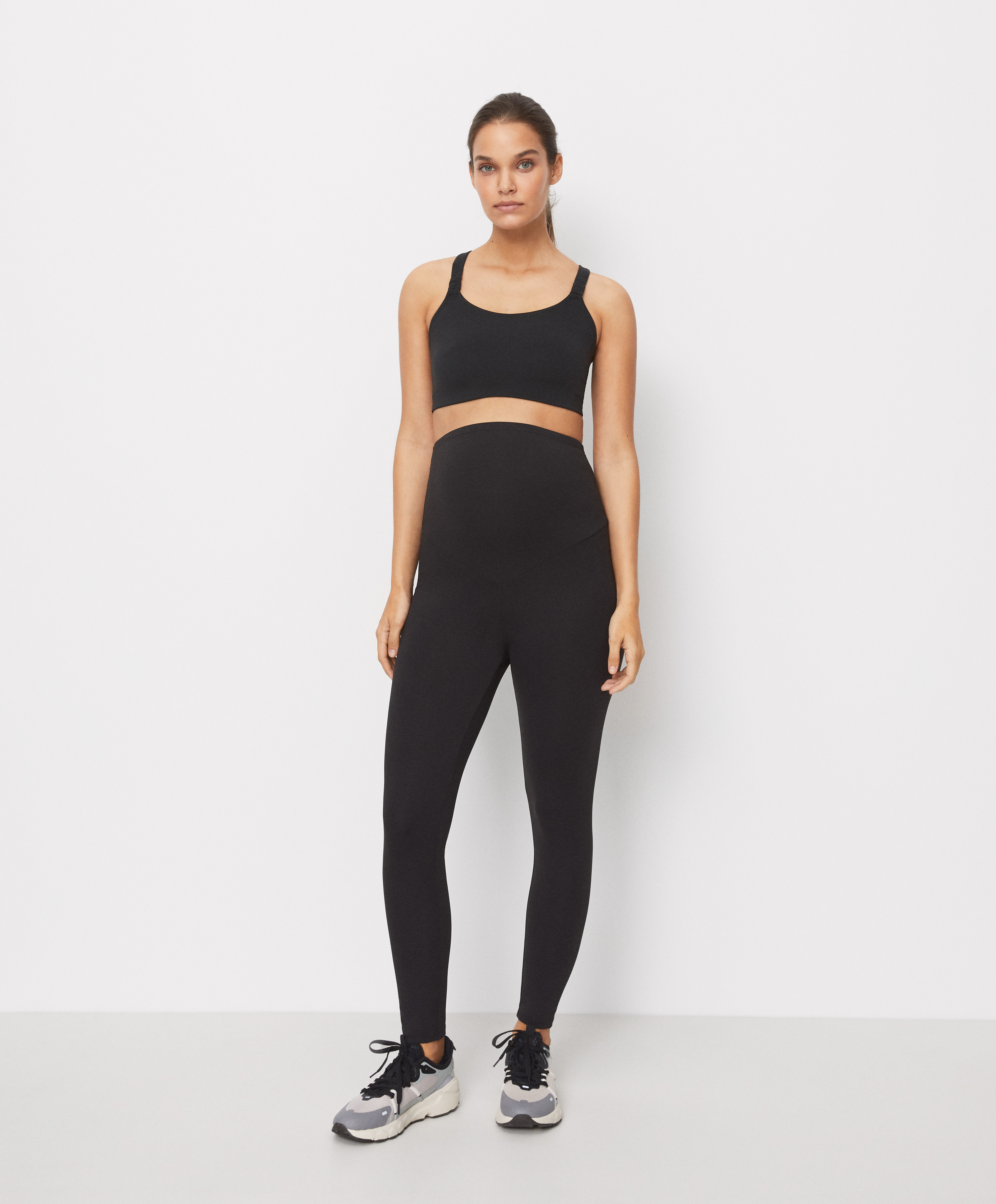 Maternity sports bra - Support | OYSHO 