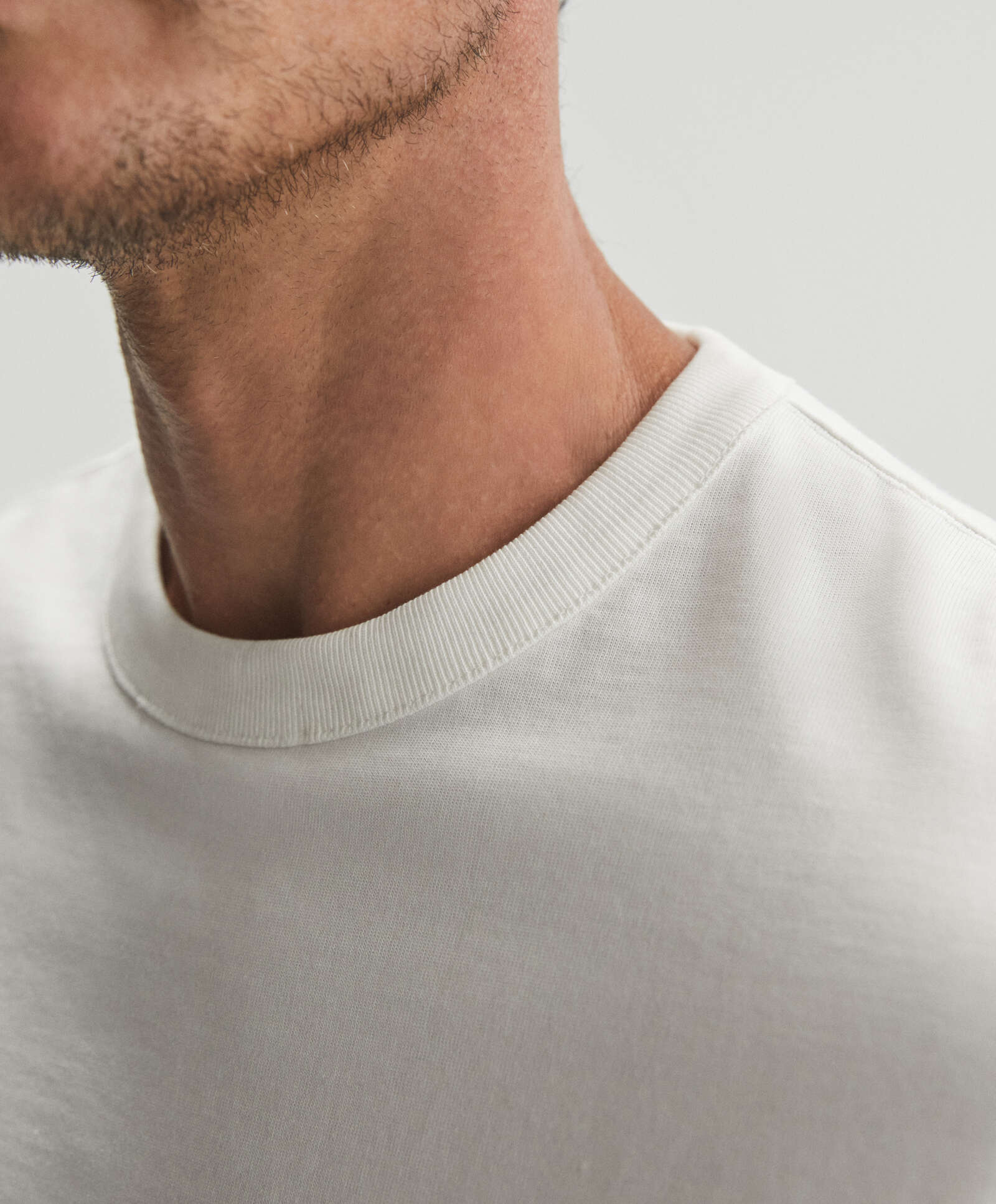 Oysho %100 pamuklu kısa kollu t-shirt 2 Oysho %100 pamuklu kısa kollu t-shirt 3
