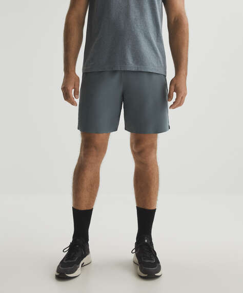 Ropa deportiva de hombre | Deporte | OYSHO Islas Canarias