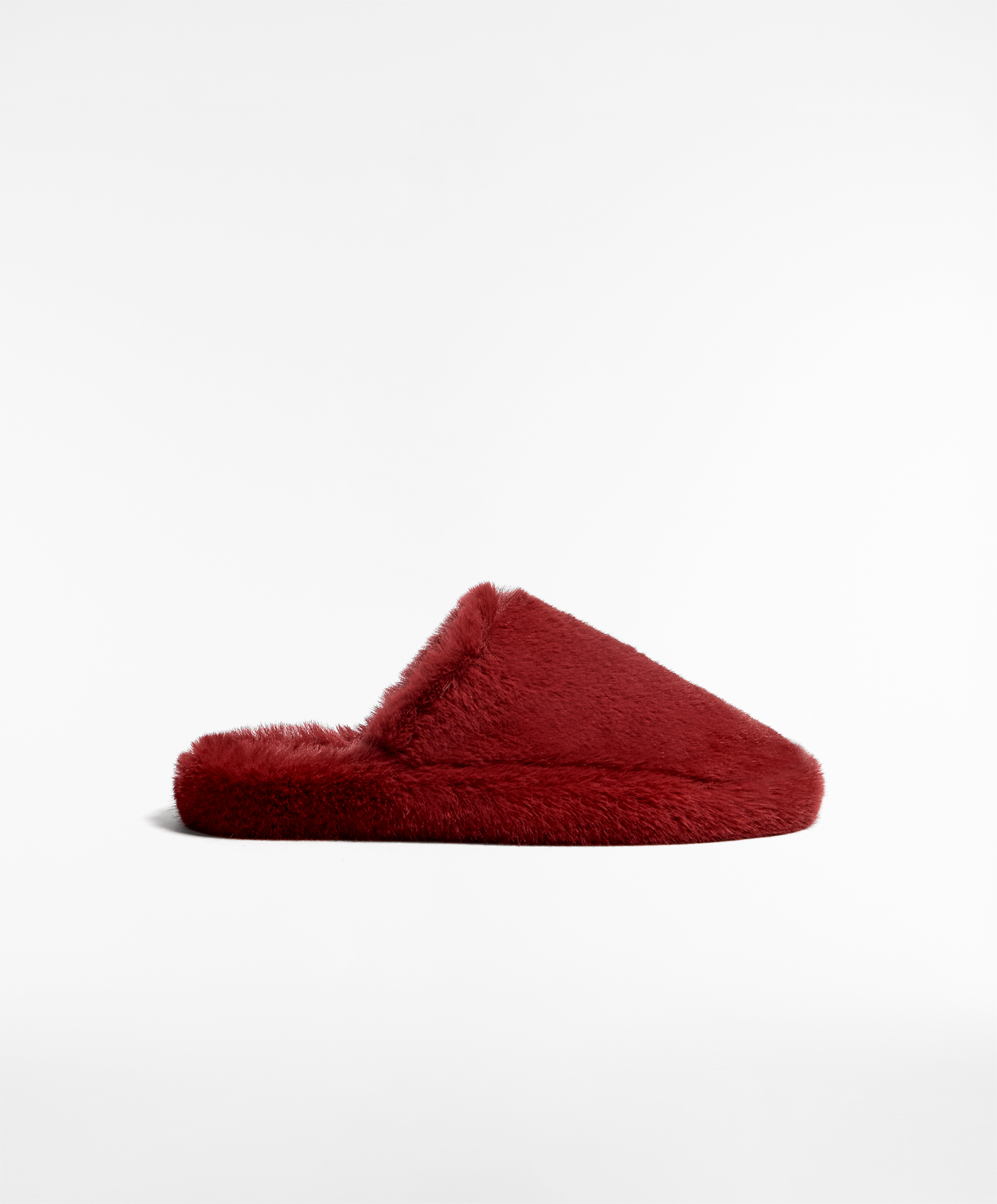 Faux fur best sale slippers