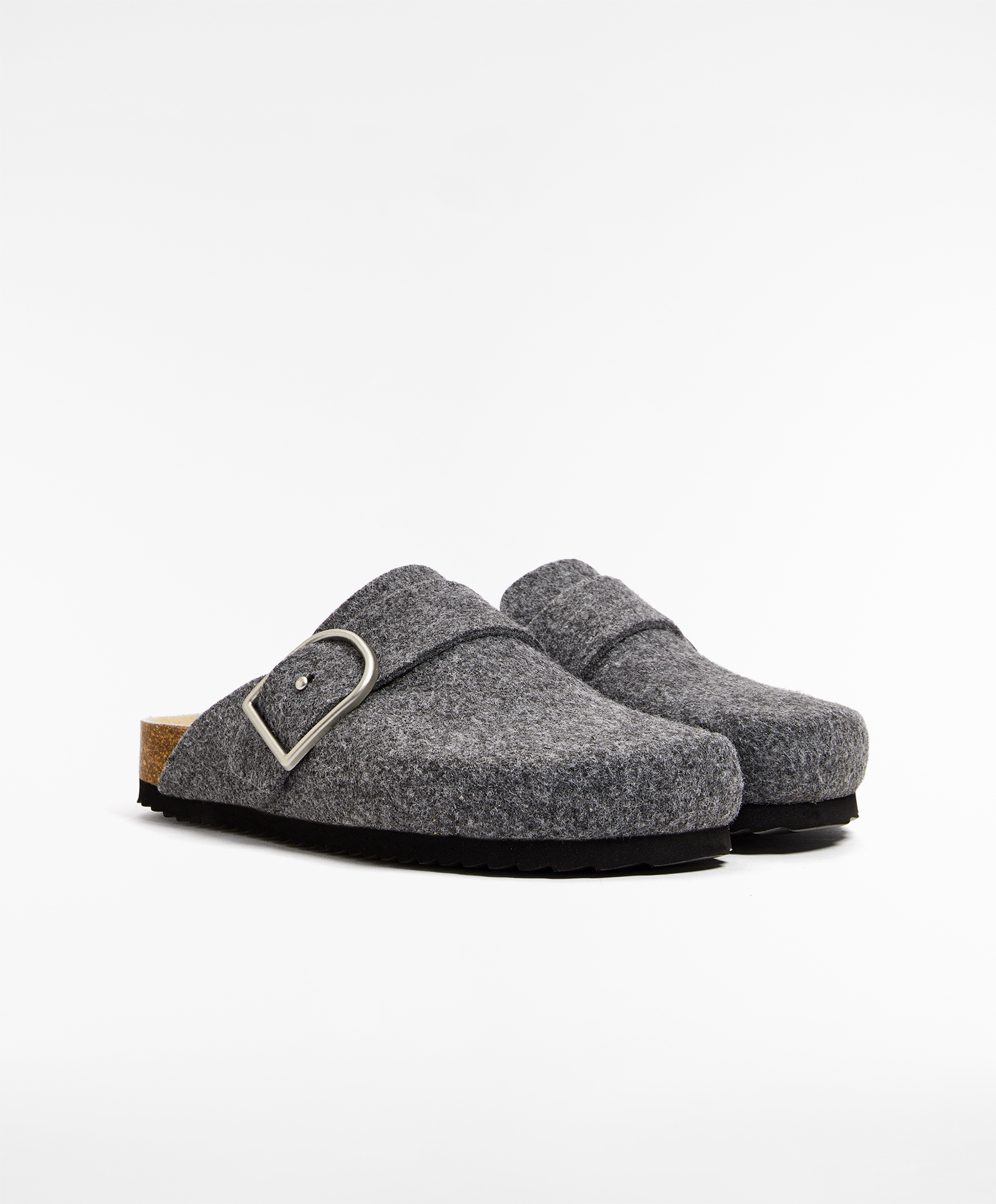 Slippers oysho hot sale