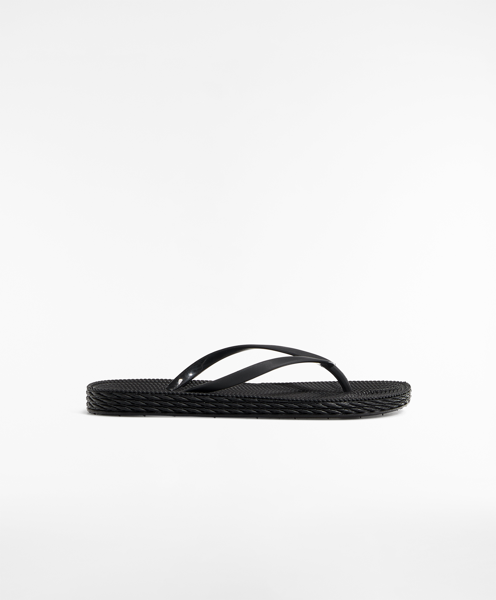 Black beach sandals sales