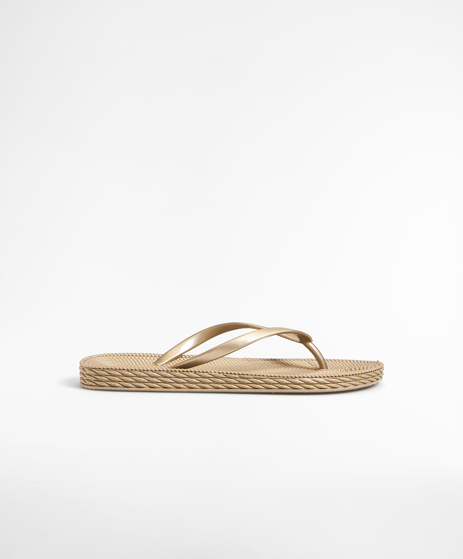 Textured beach sandals OYSHO United Arab Emirates