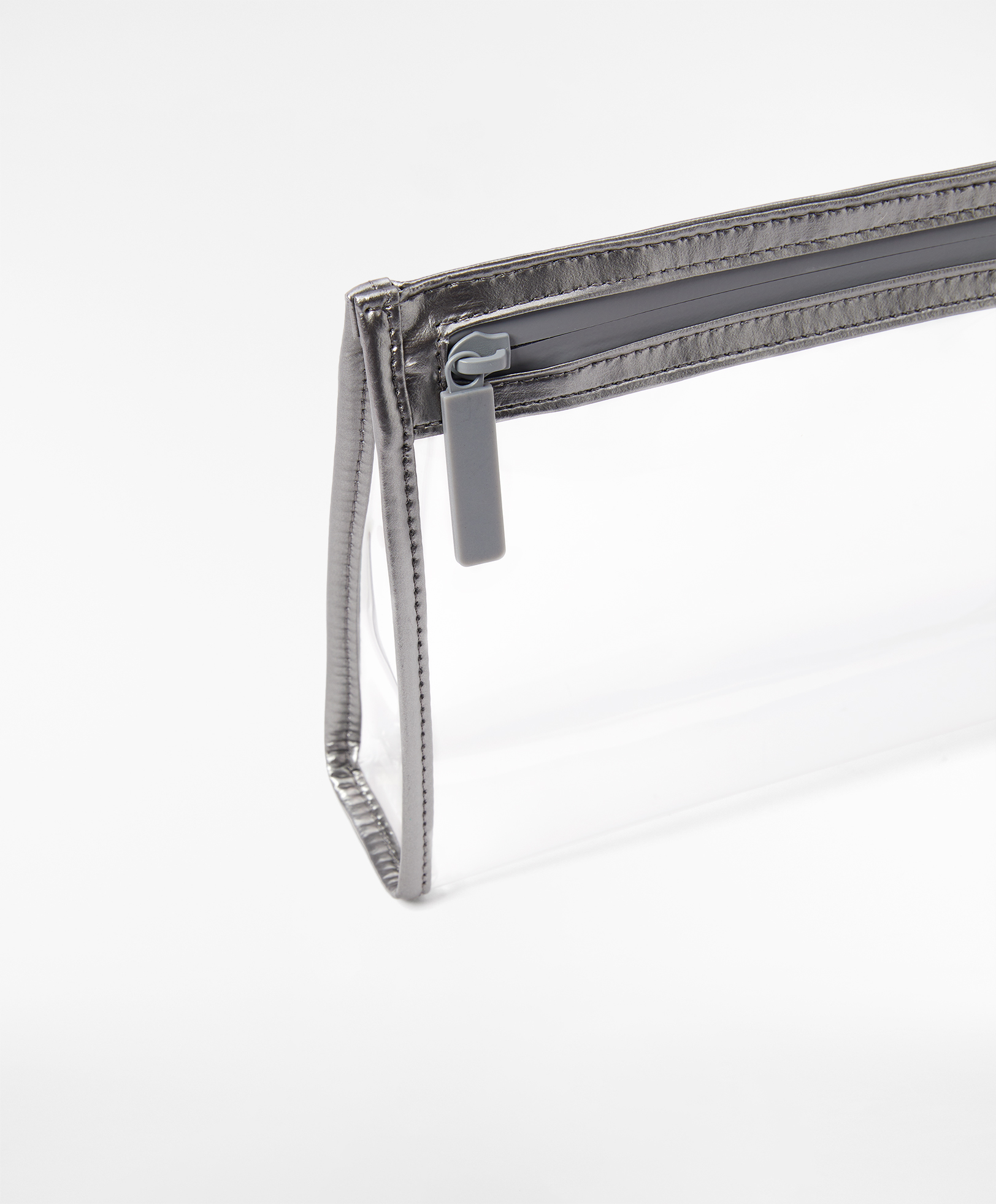 Neceser transparente oysho online