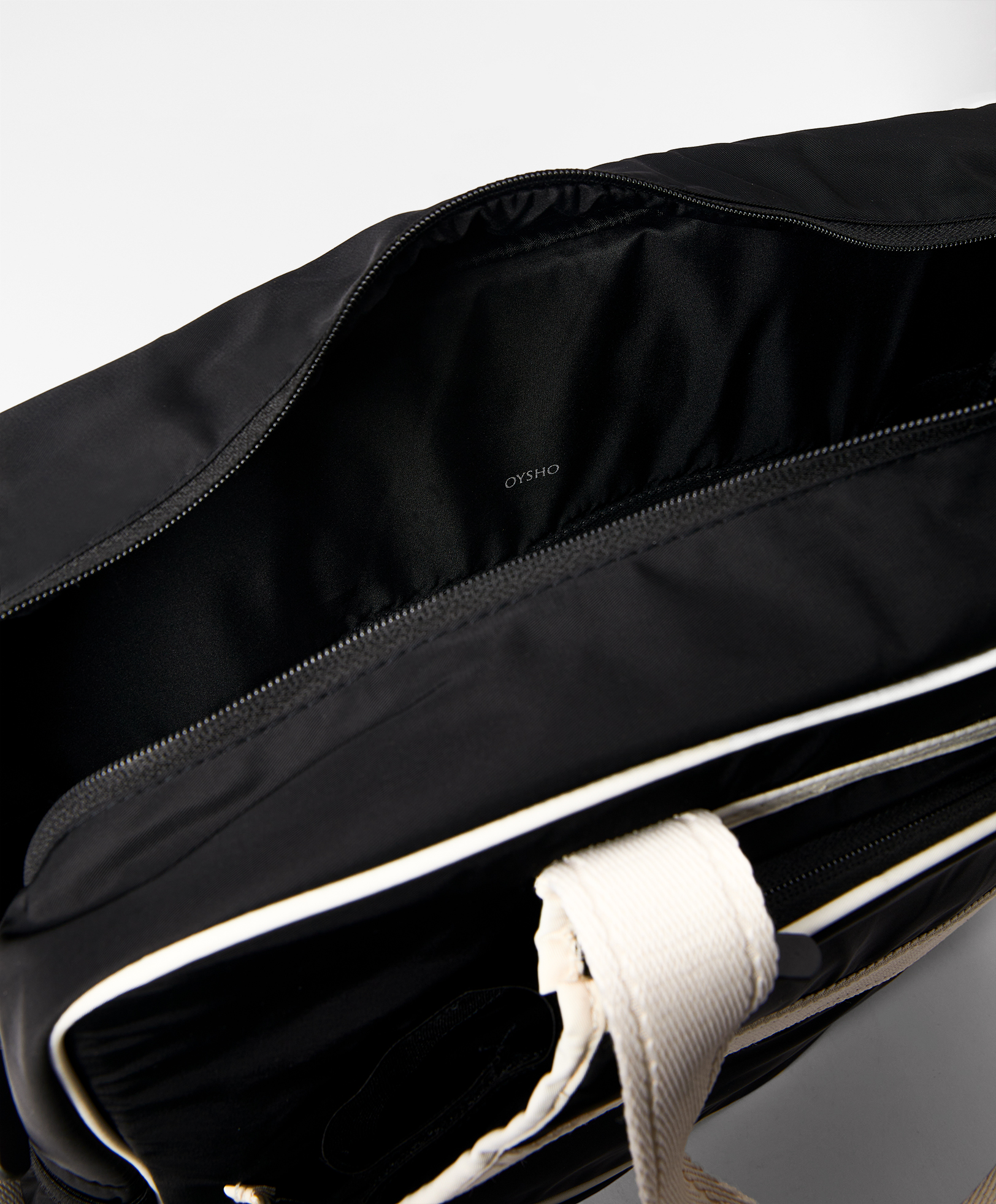 Tennis bag