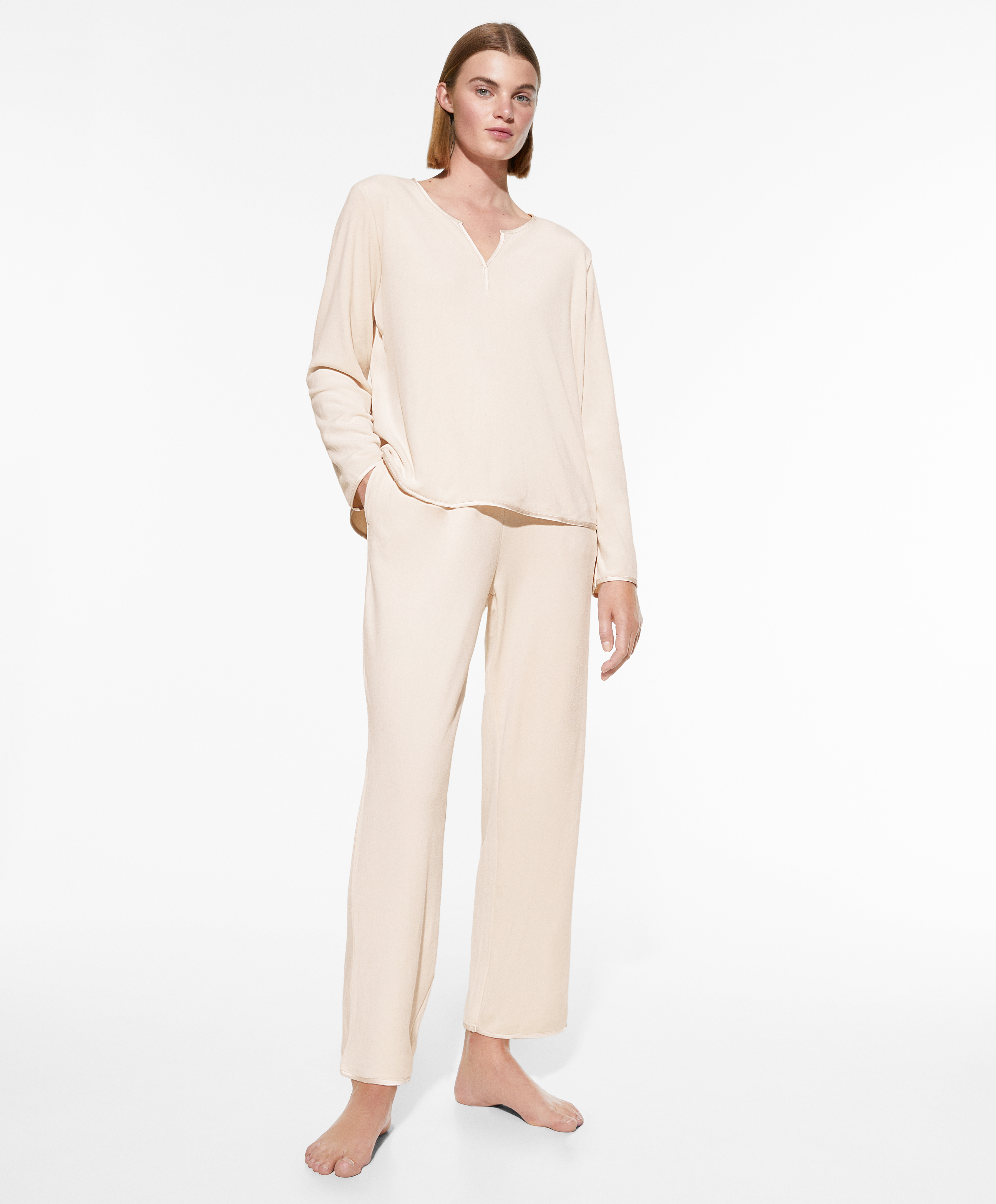 Oysho pyjama on sale set