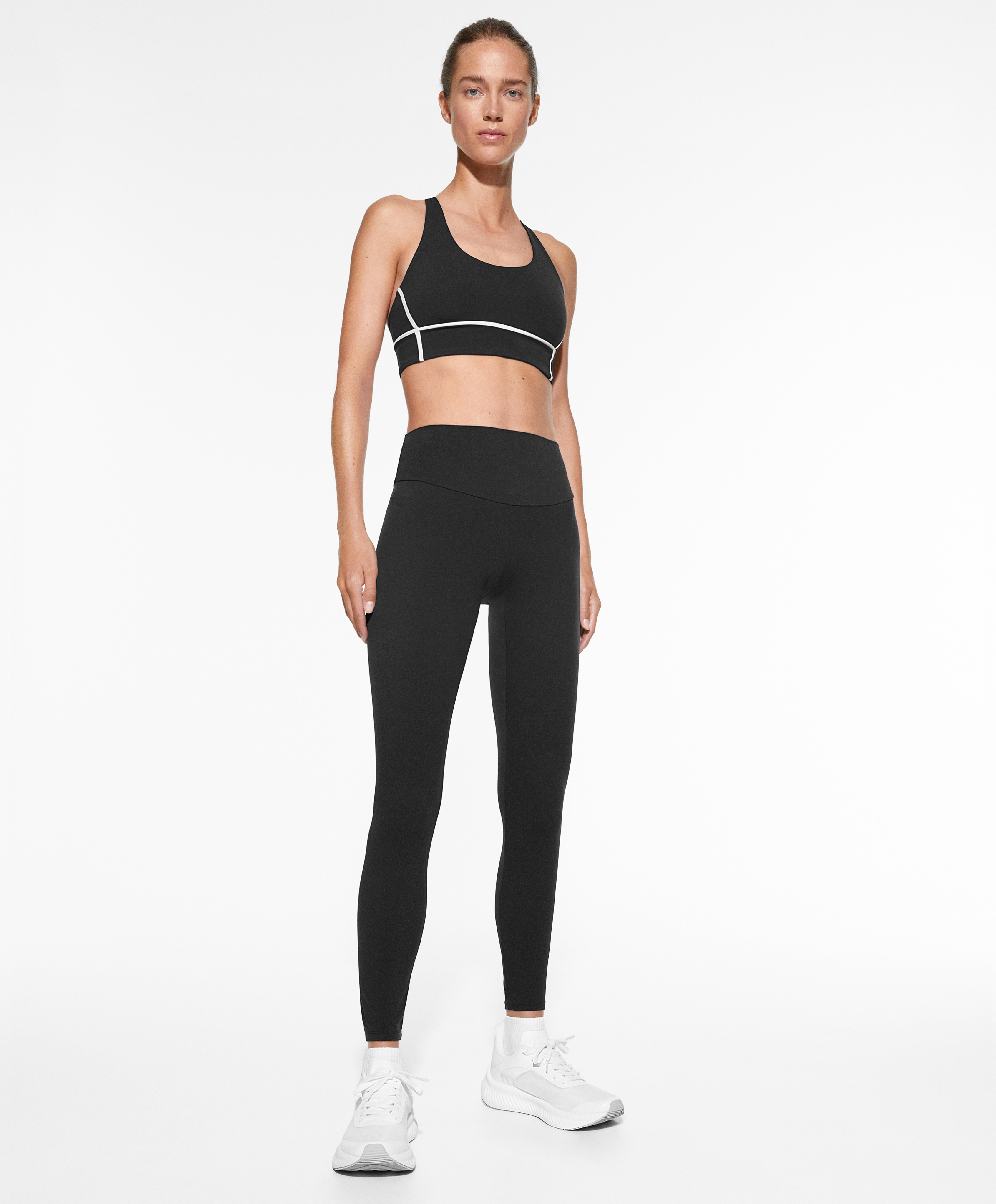 Zwarte high rise comfortlux total look met piping