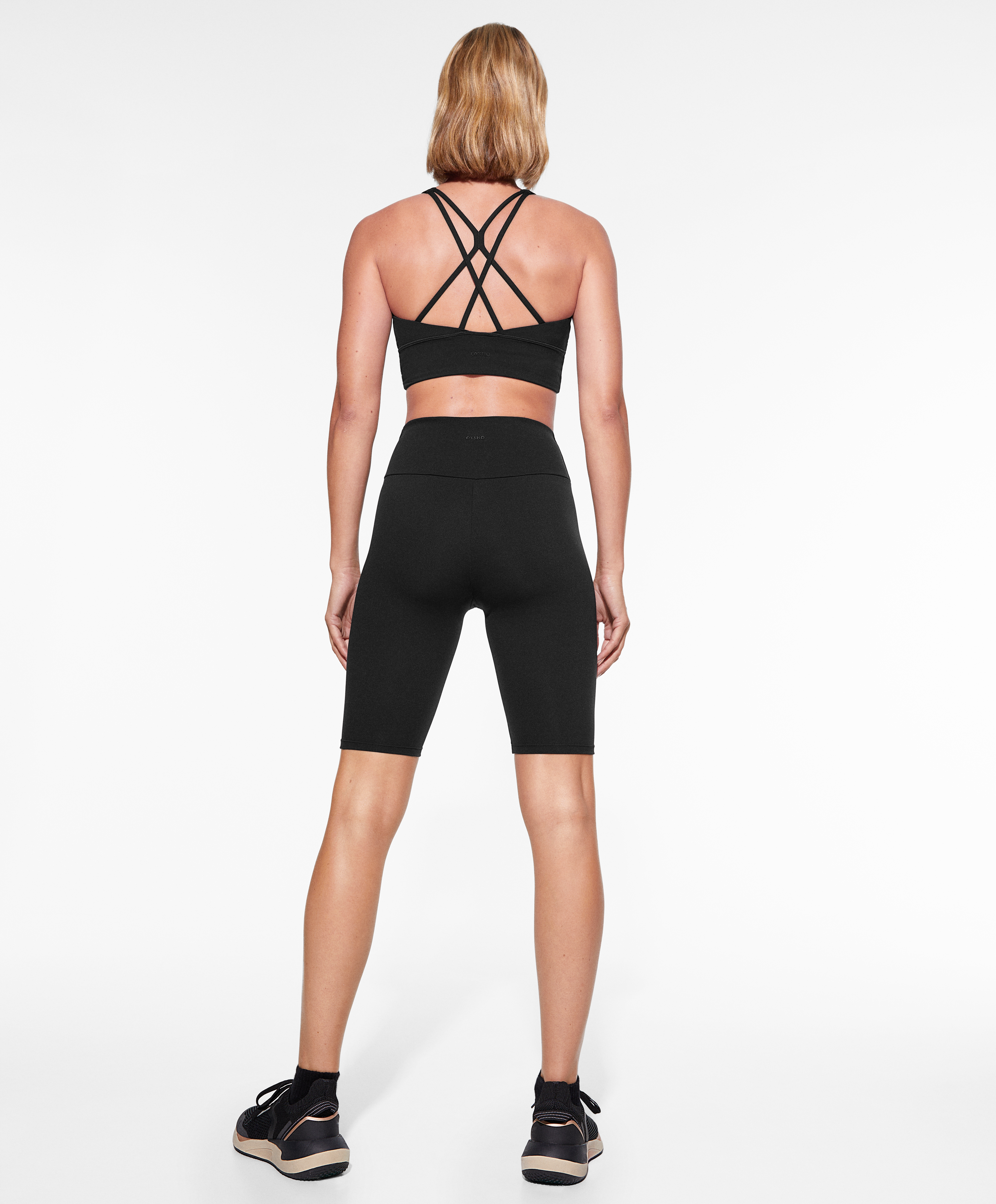Black comfortlux cycling total look OYSHO Armenia