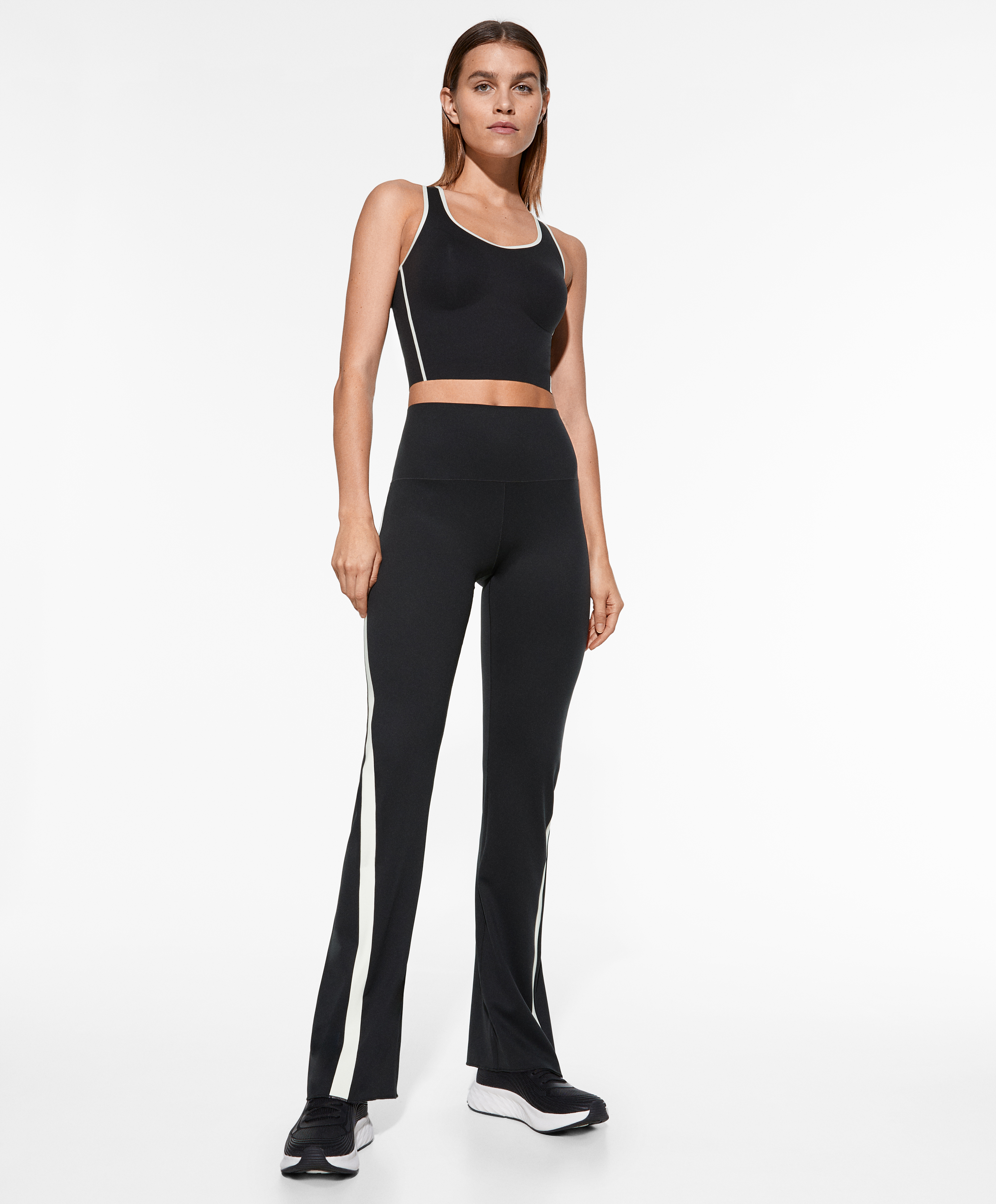 Total look perfect adapt nero OYSHO Schweiz