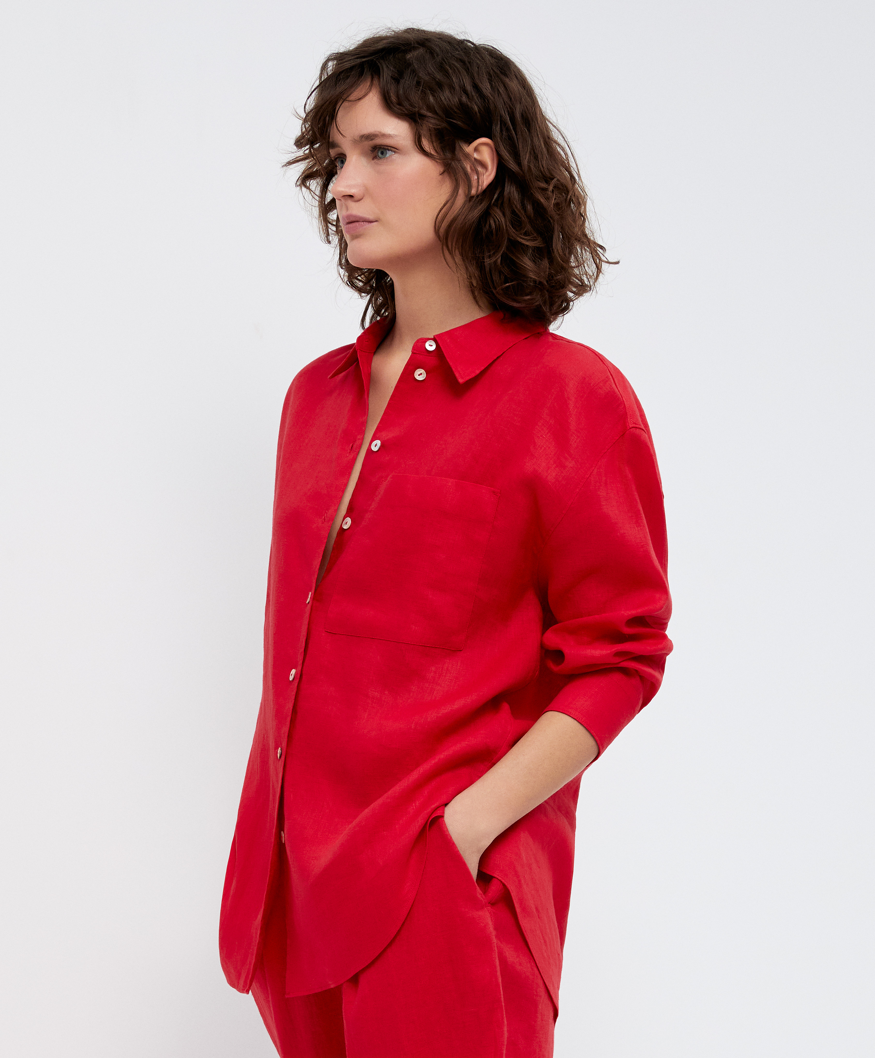 100% linen long-sleeved shirt