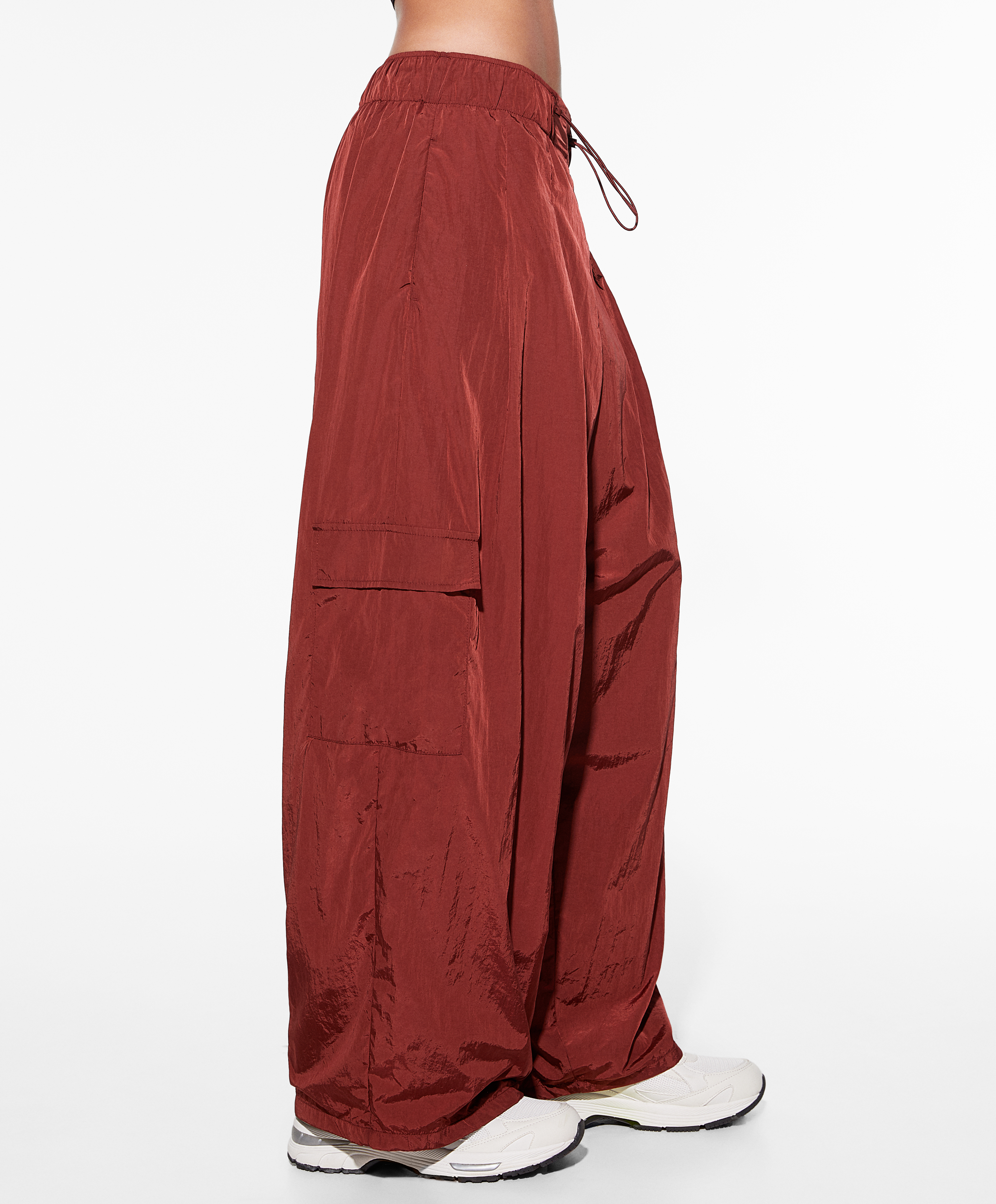 Red on sale cargo trousers